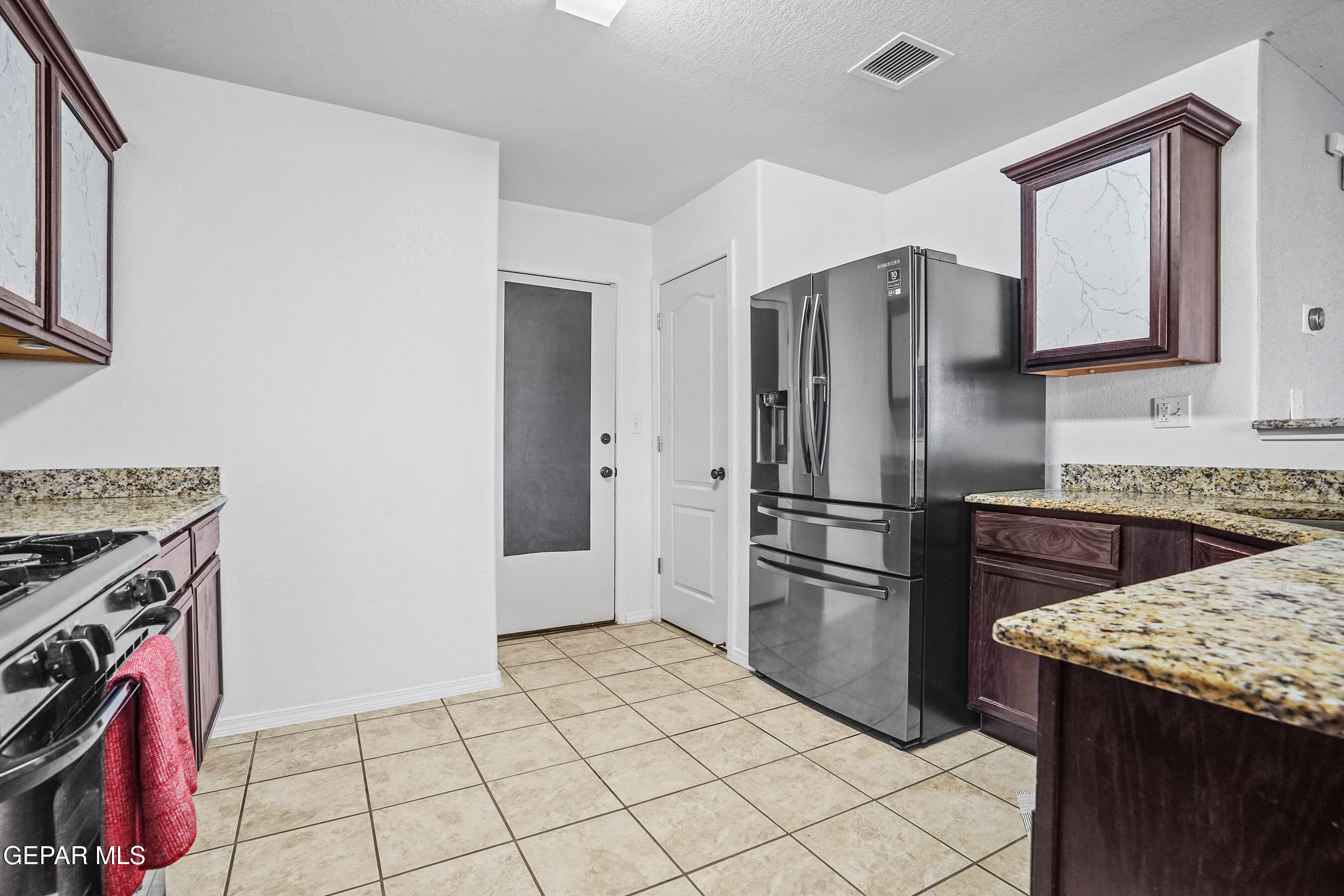 7045 EAGLE NEST Court