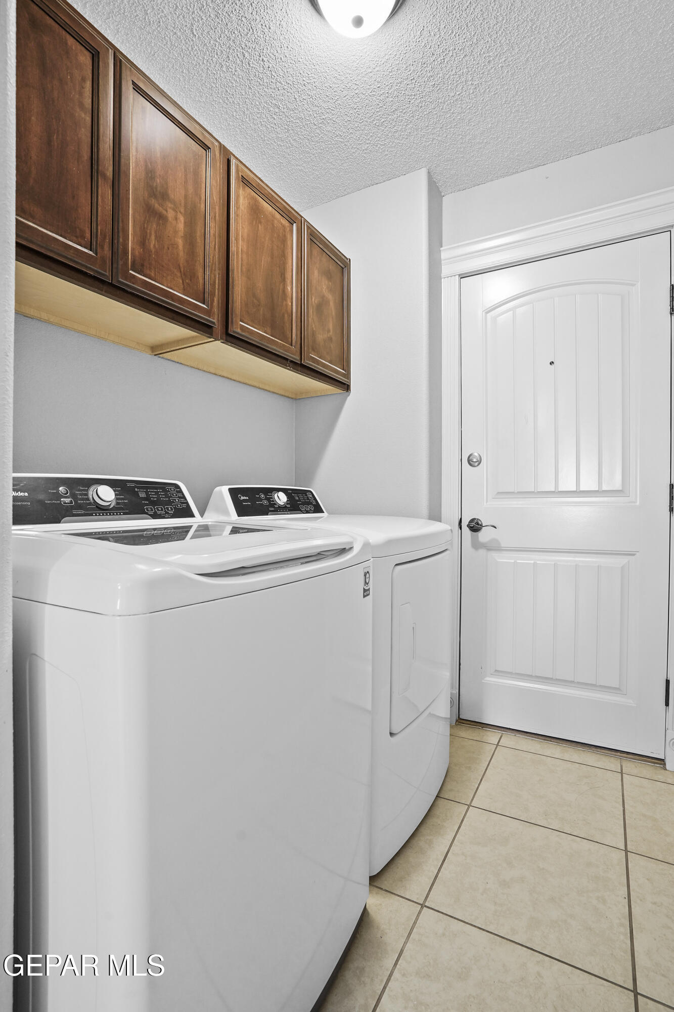 3265 MAPLE POINT Drive