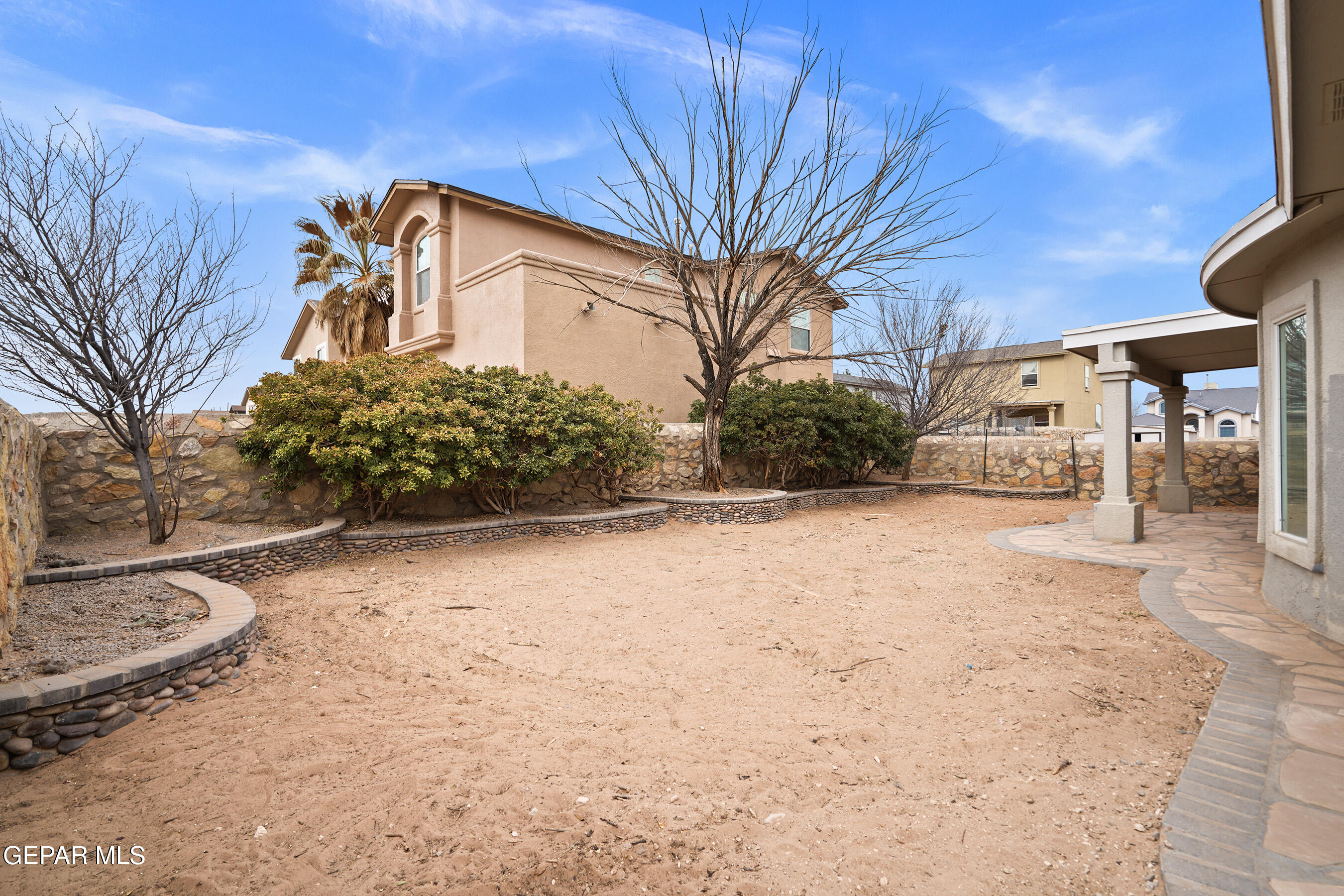 3265 MAPLE POINT Drive