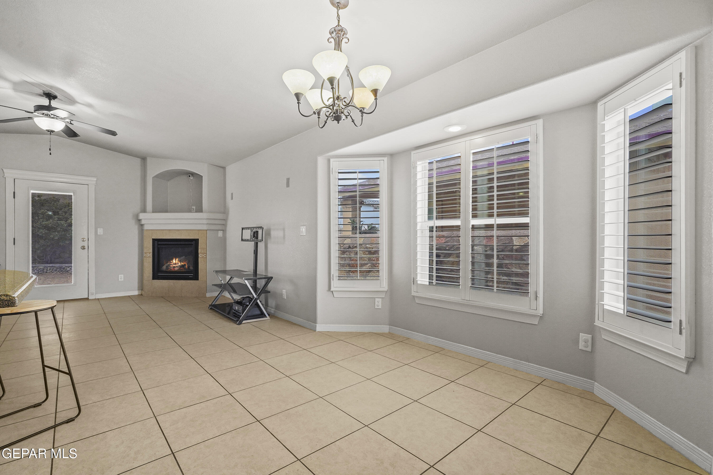 3265 MAPLE POINT Drive