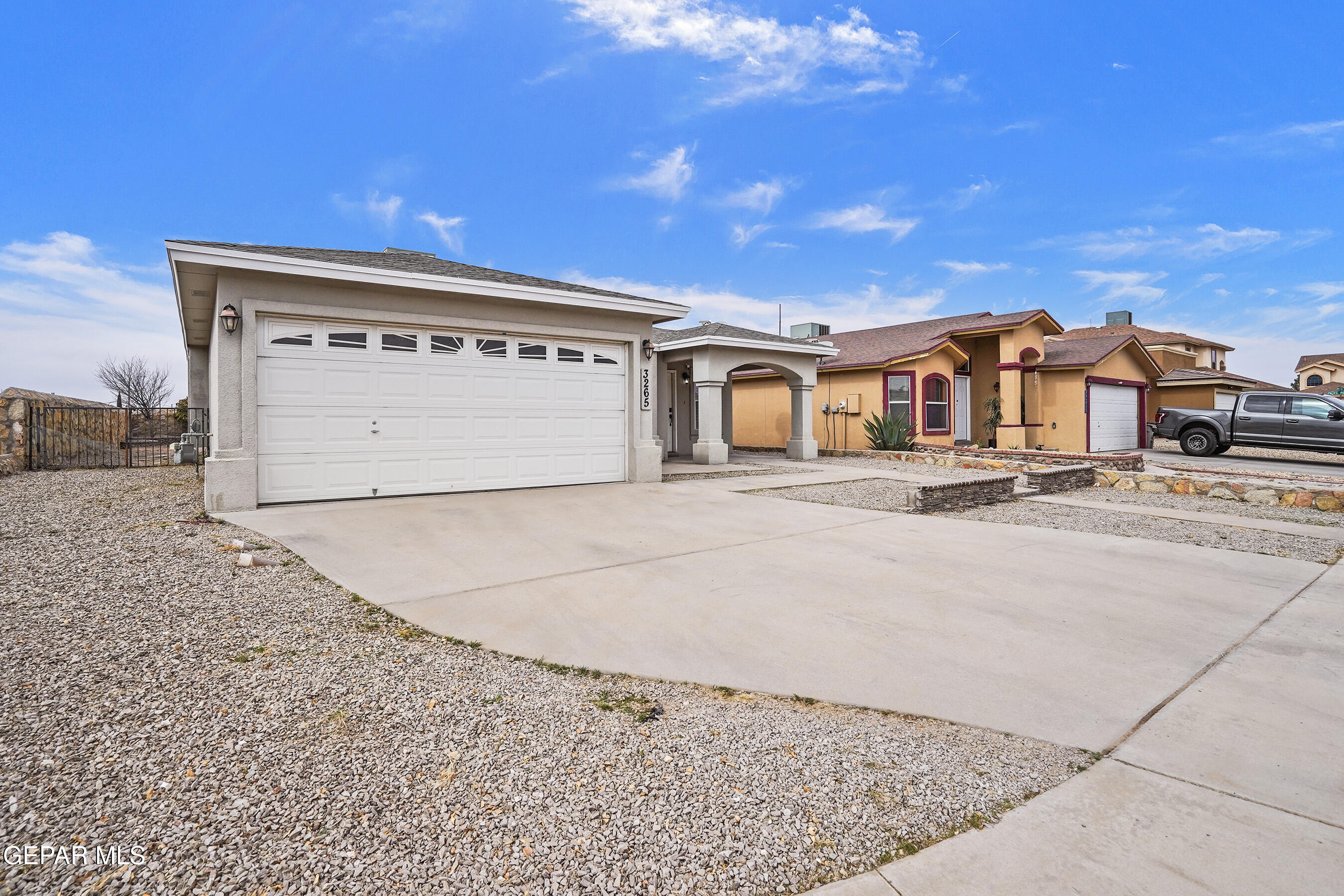 3265 MAPLE POINT Drive