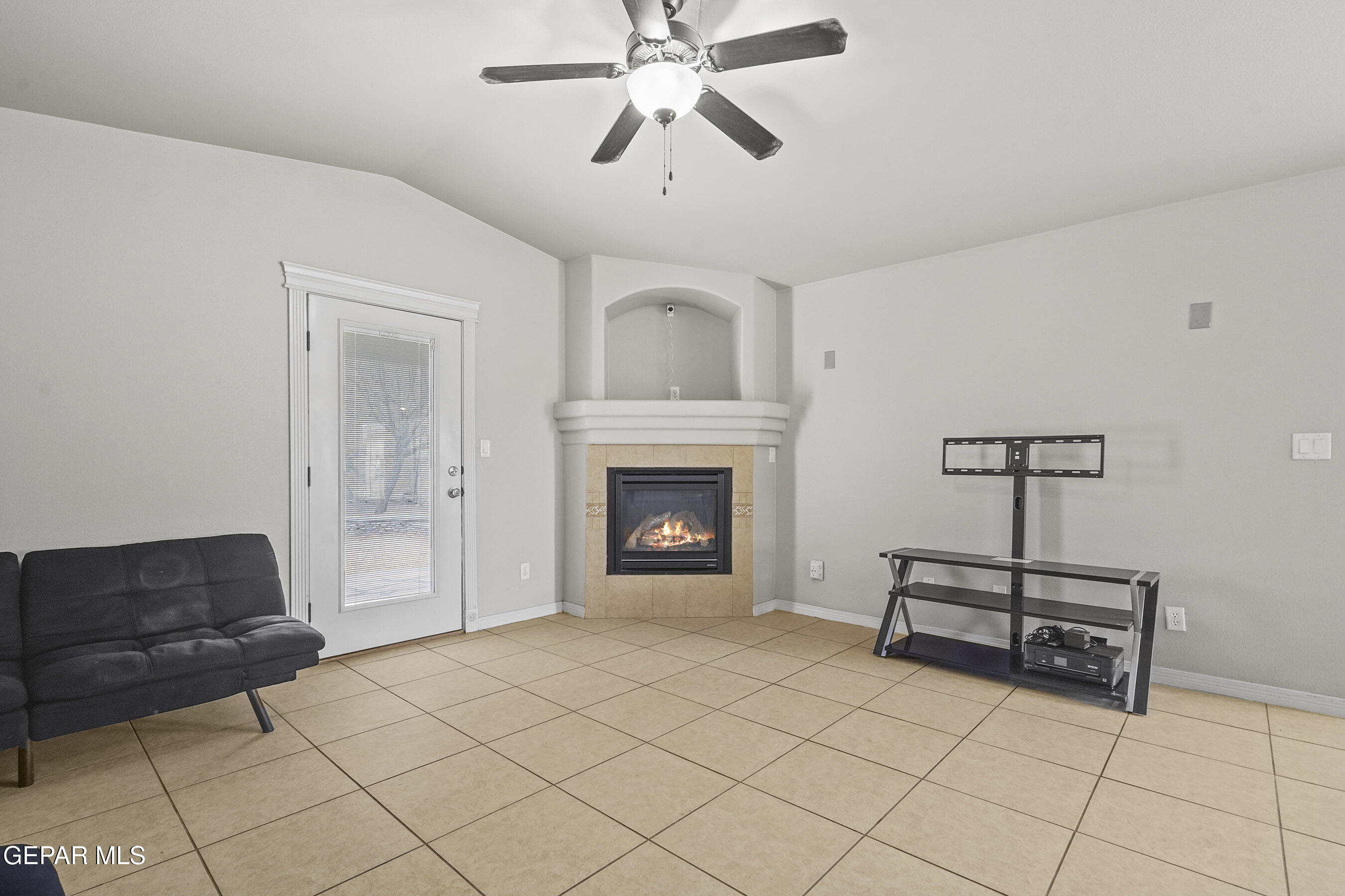 3265 MAPLE POINT Drive