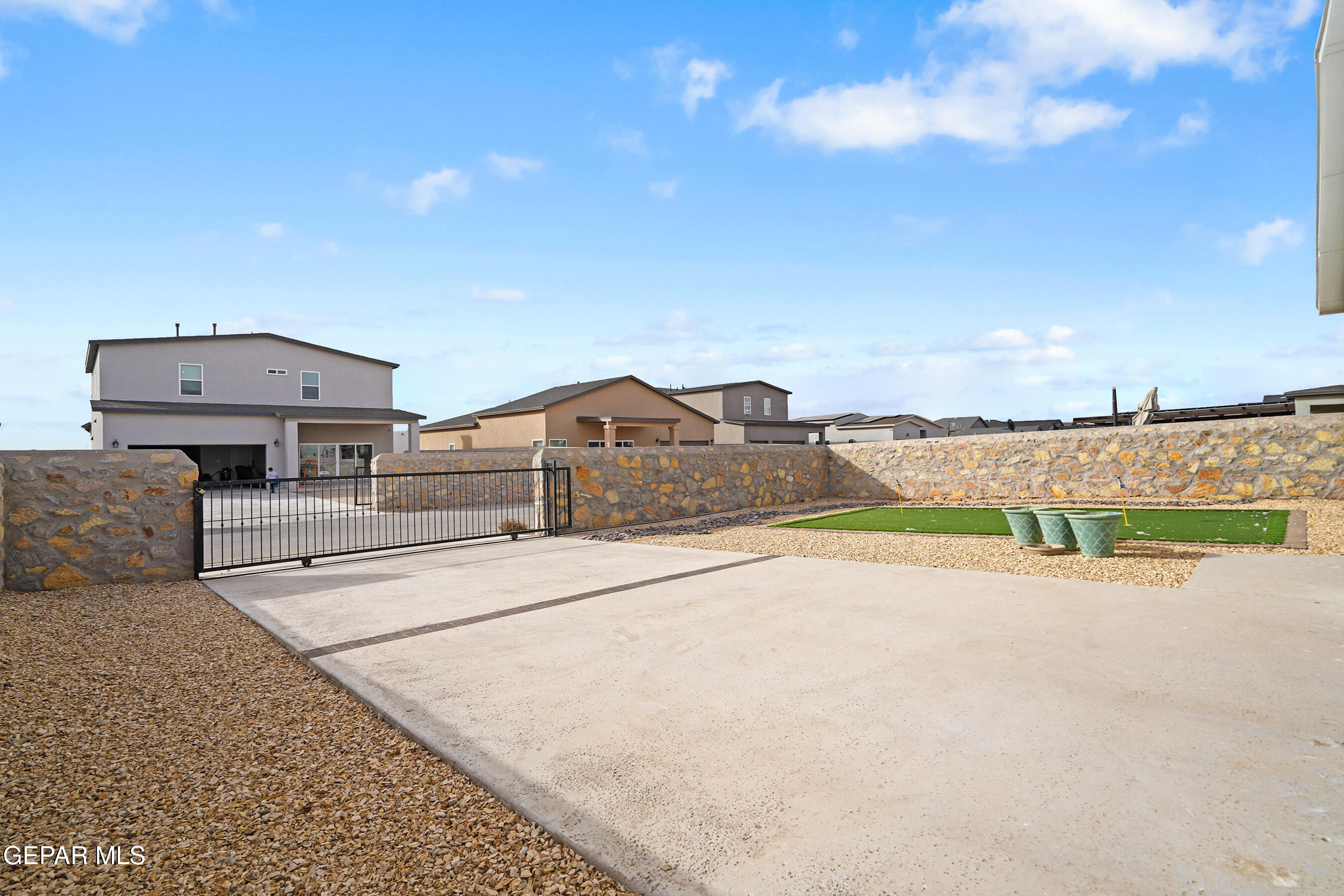 2301 MIKE PRICE Drive