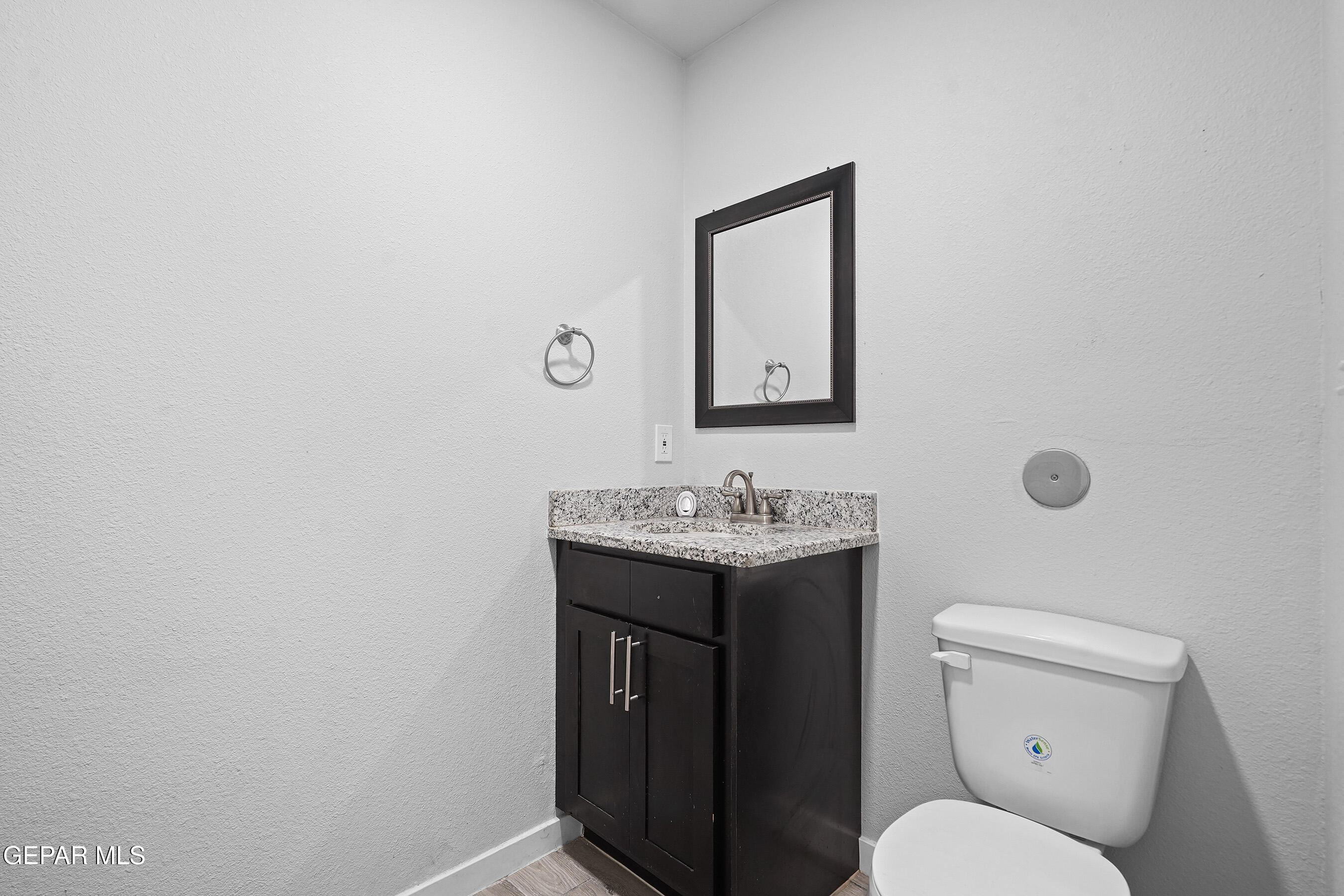 12217 KINGSGATE Court