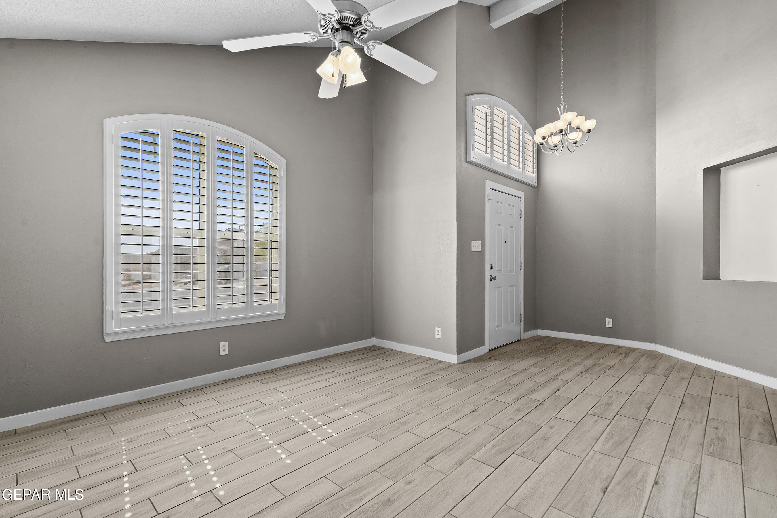 12217 KINGSGATE Court