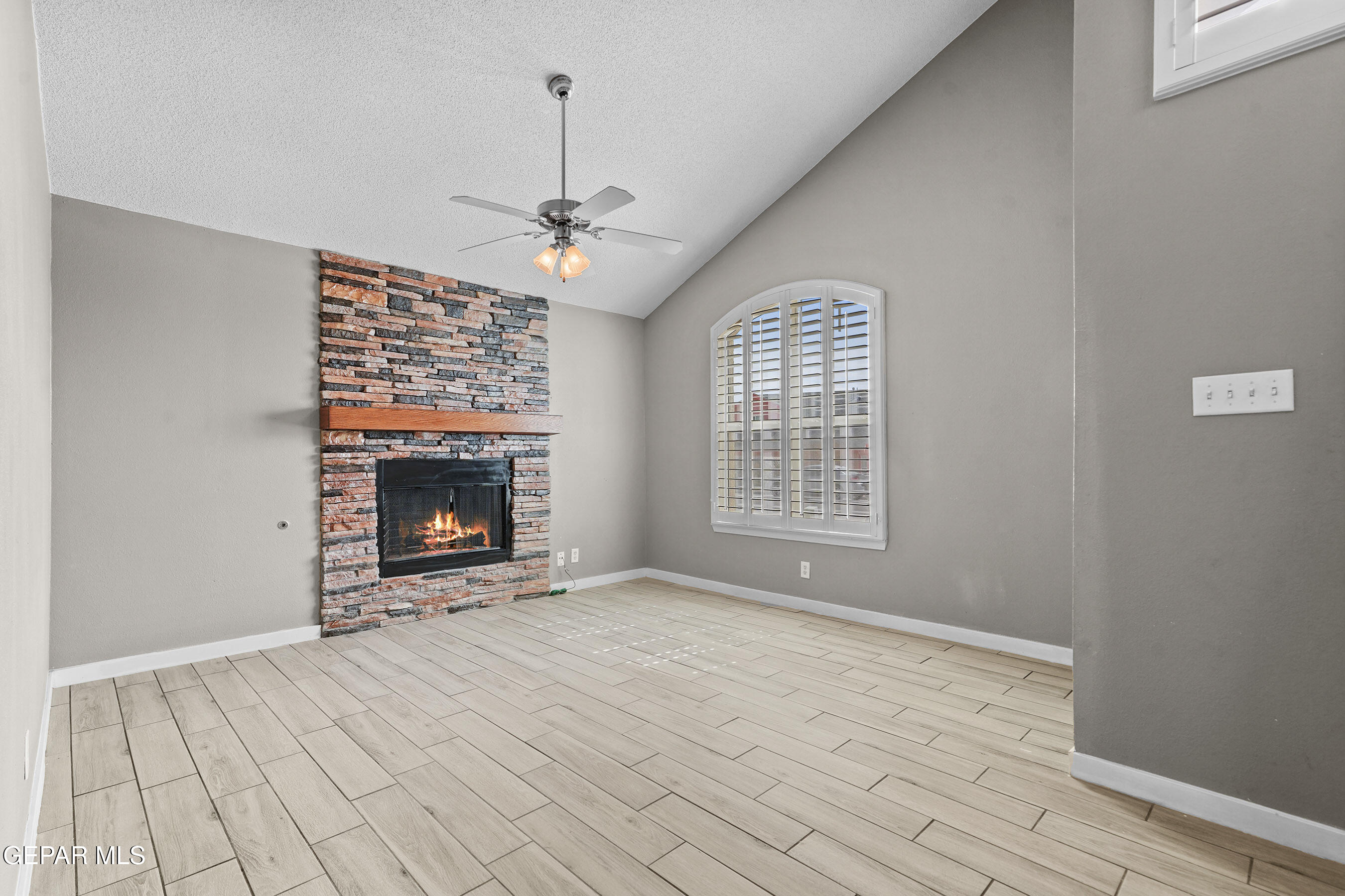 12217 KINGSGATE Court