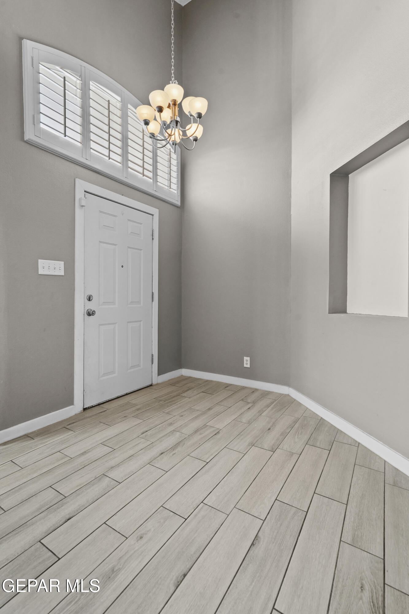 12217 KINGSGATE Court