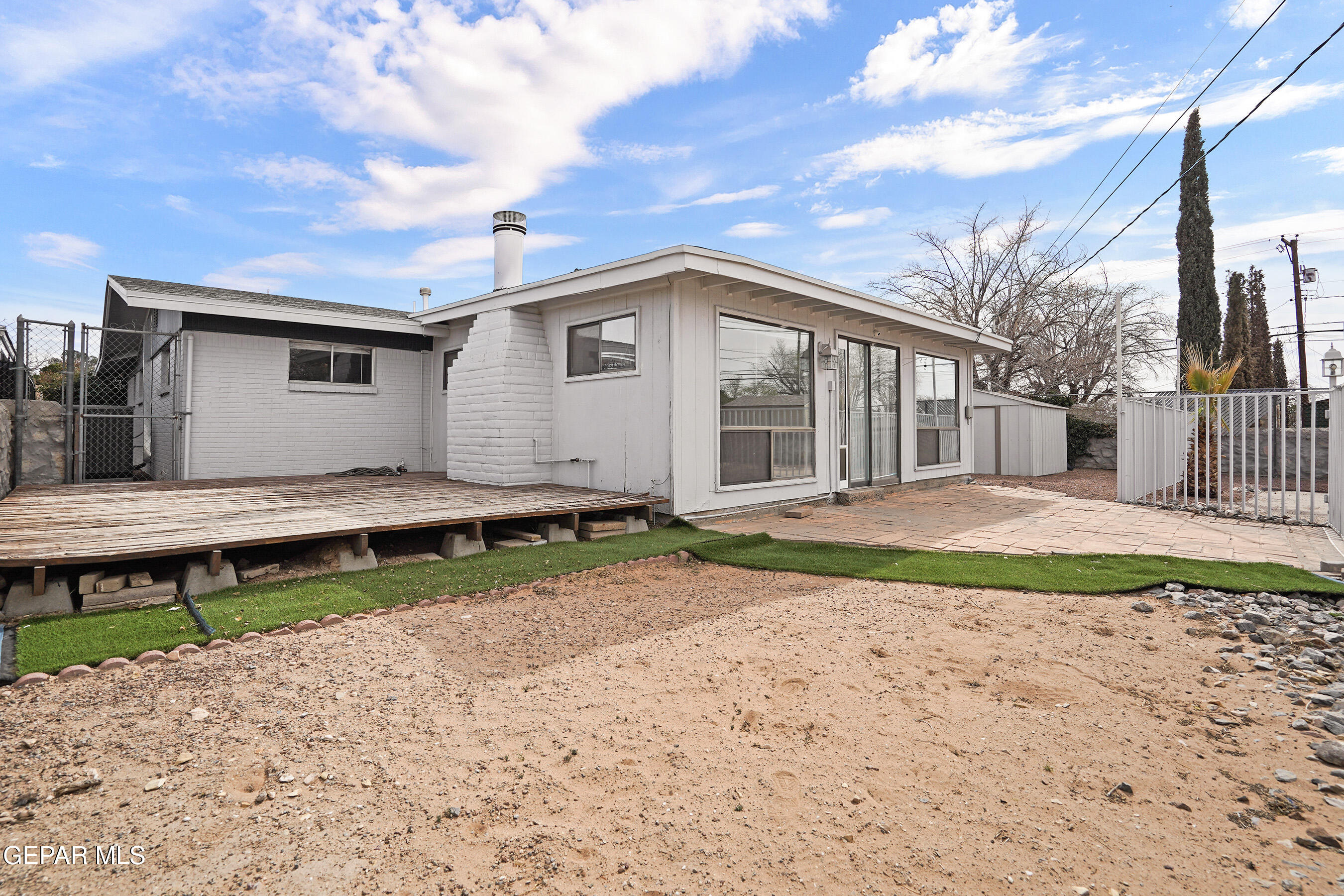 10113 SUMATRA Street