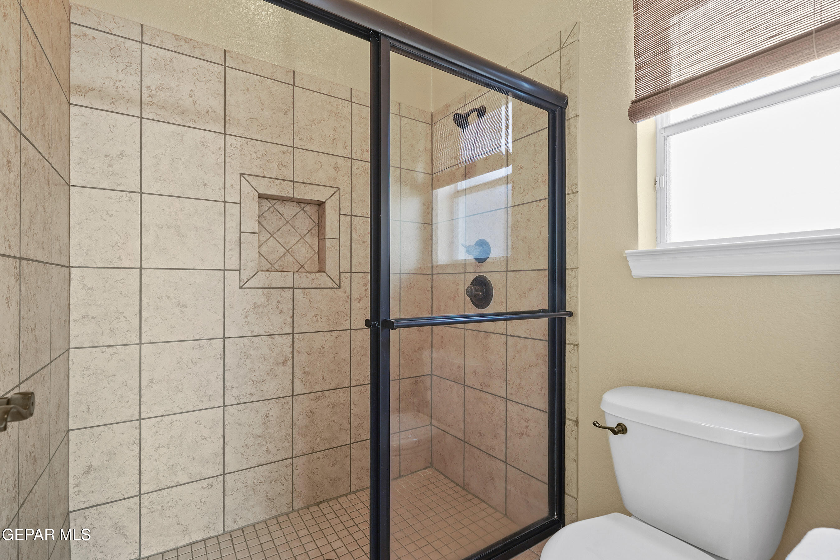 11428 VICTOR FLORES Place