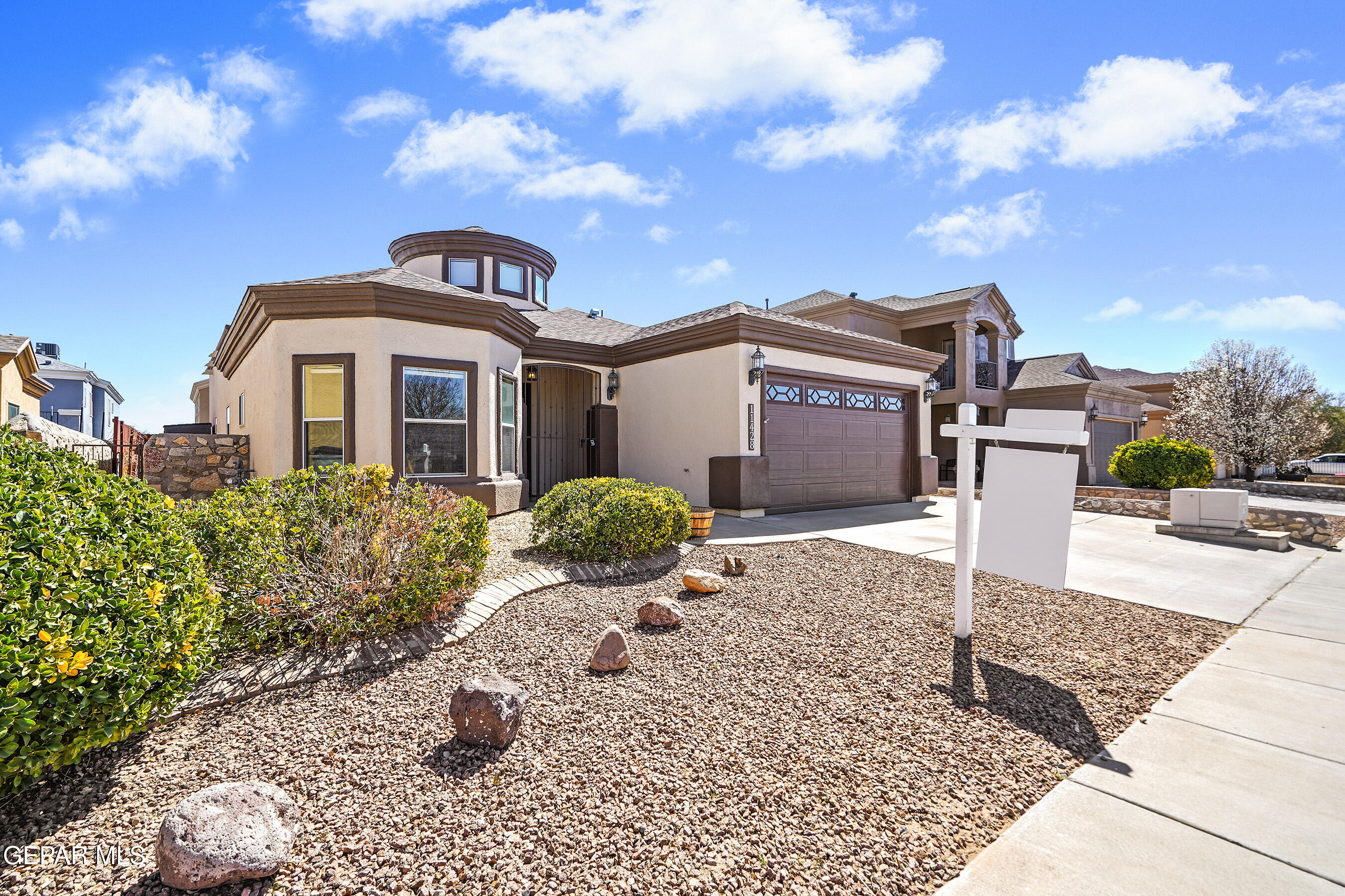 11428 VICTOR FLORES Place