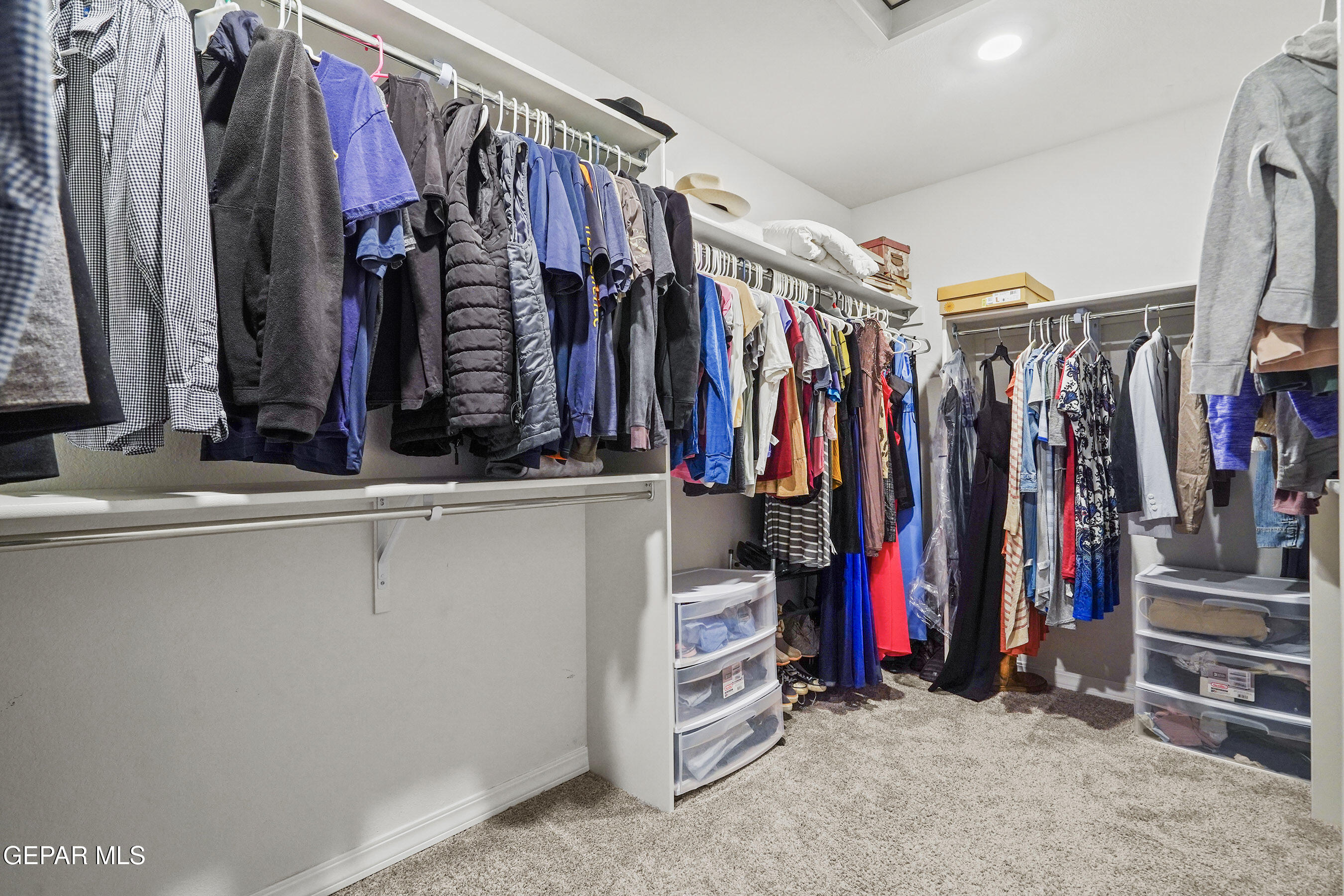 7332 FROSTLINE Place