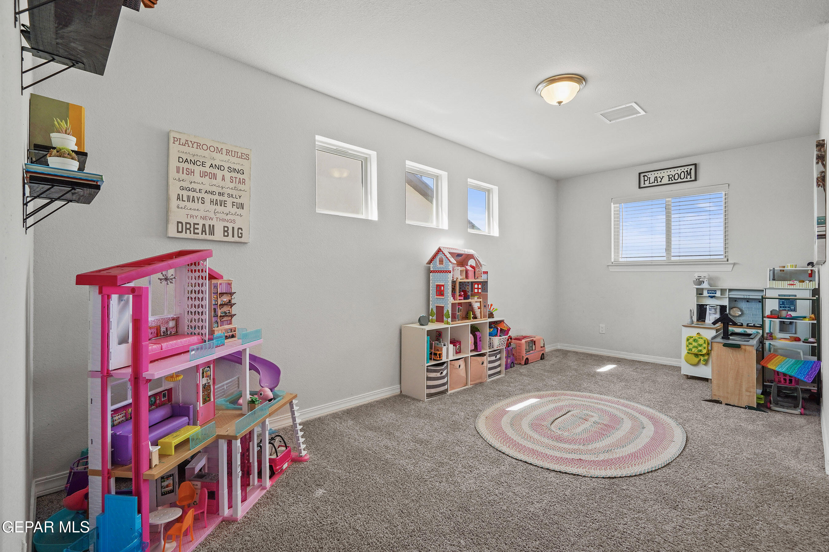 7332 FROSTLINE Place