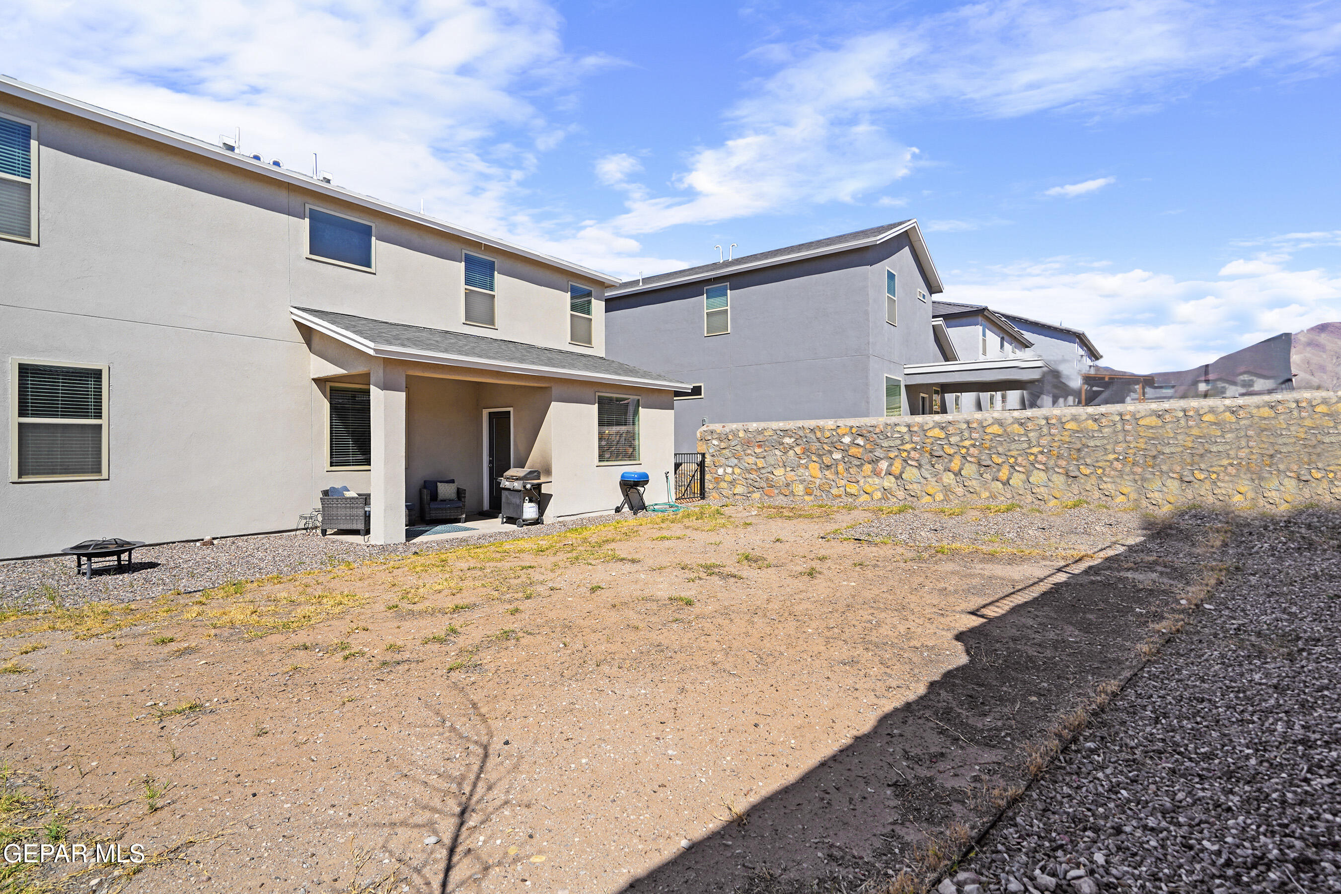 7332 FROSTLINE Place