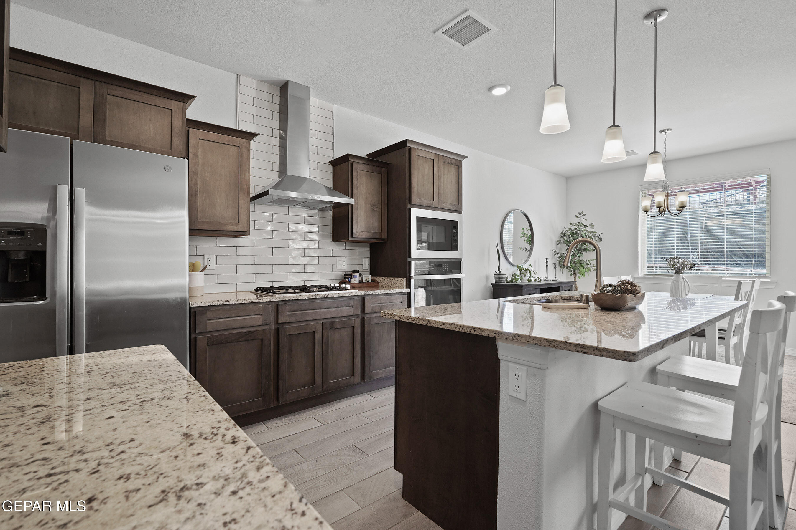 7332 FROSTLINE Place