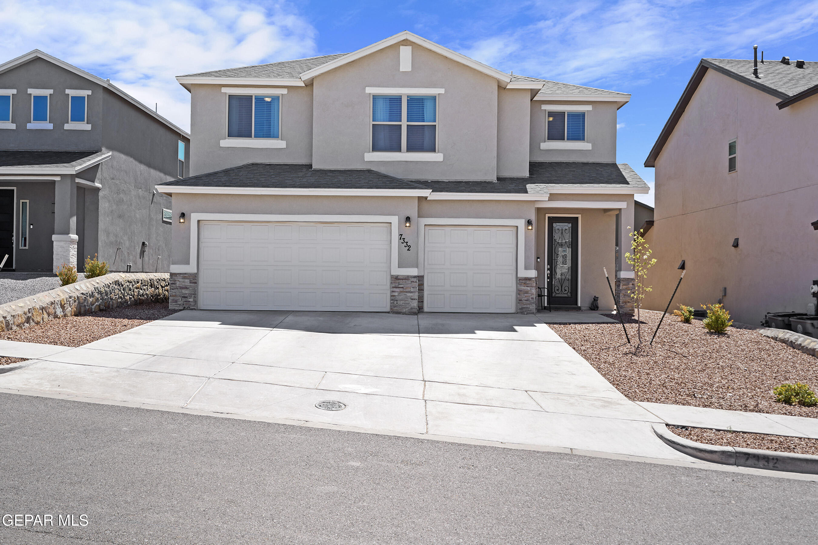 7332 FROSTLINE Place