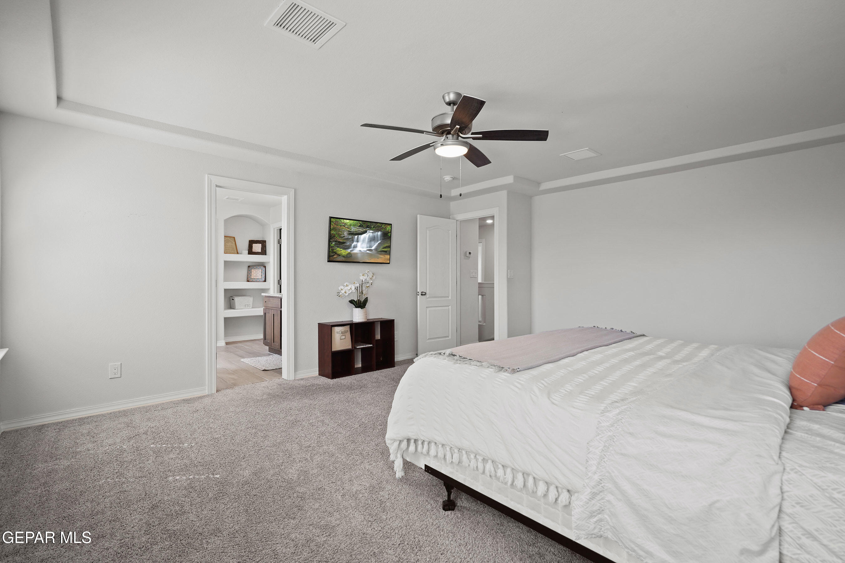 7332 FROSTLINE Place