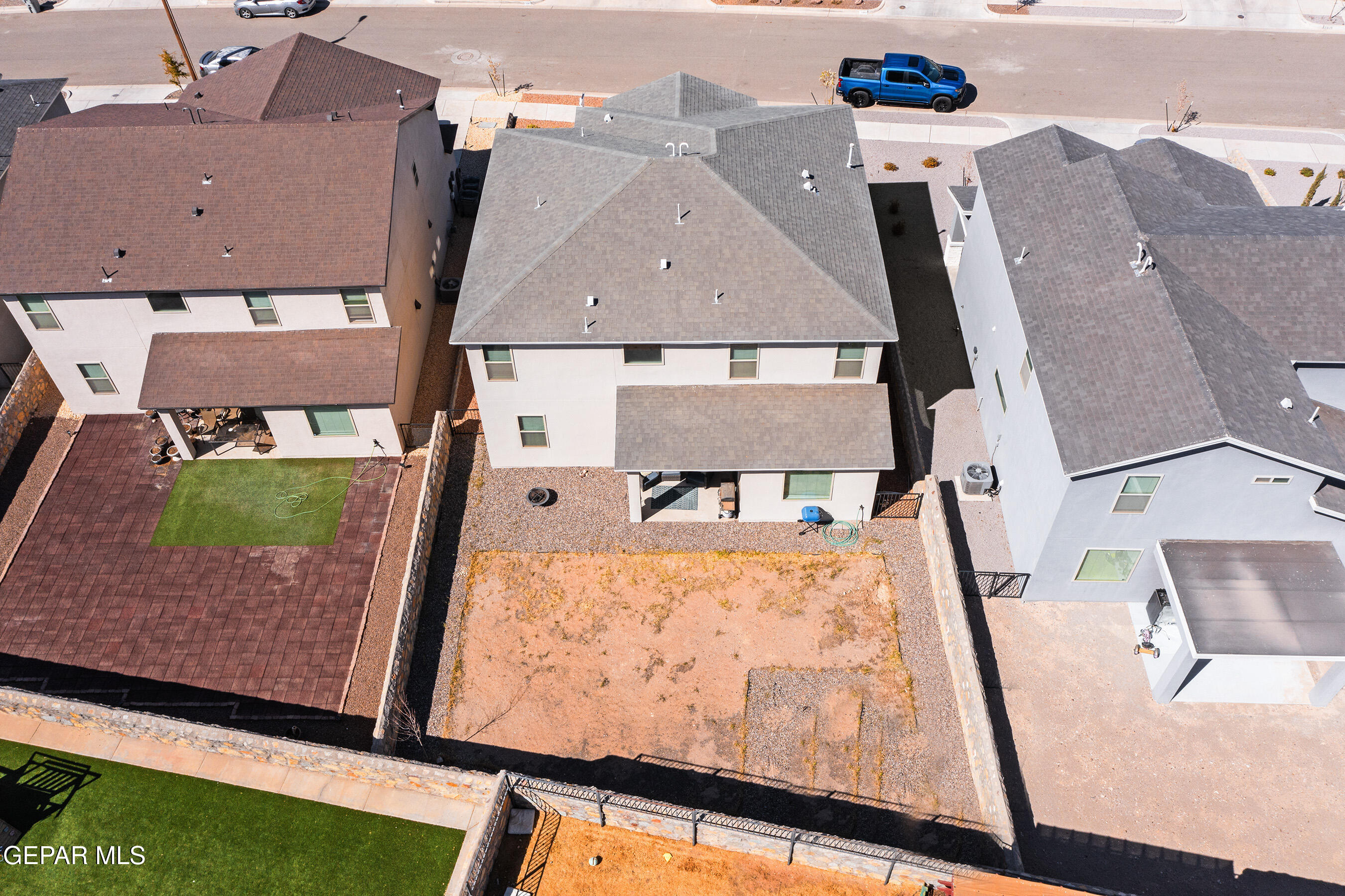 7332 FROSTLINE Place