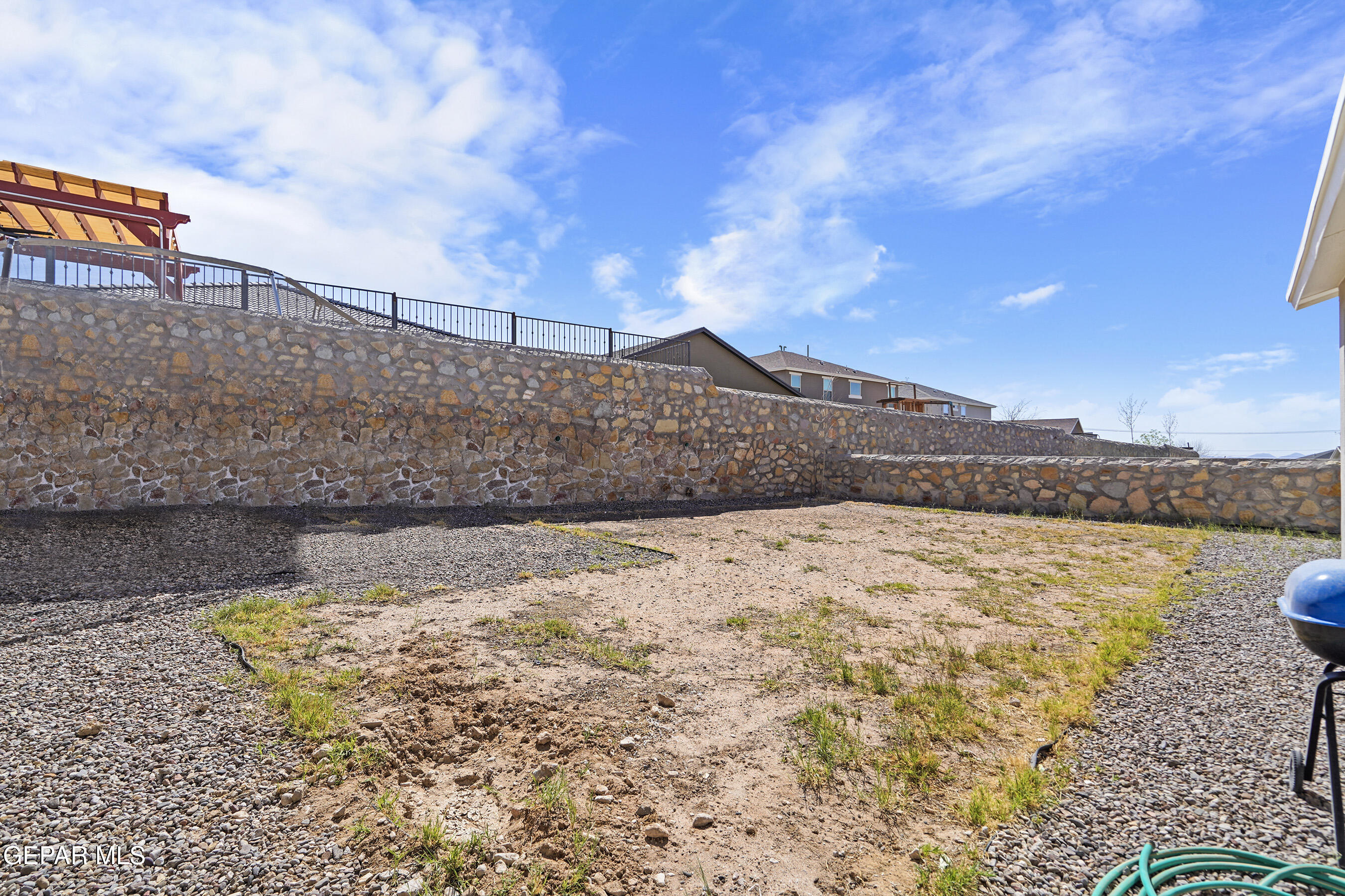 7332 FROSTLINE Place