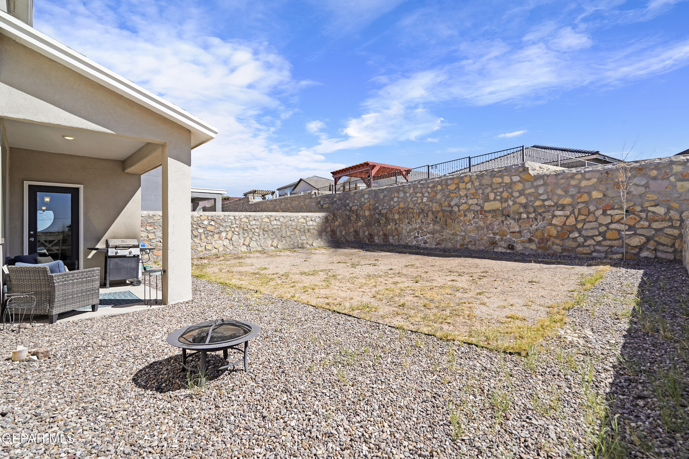 7332 FROSTLINE Place