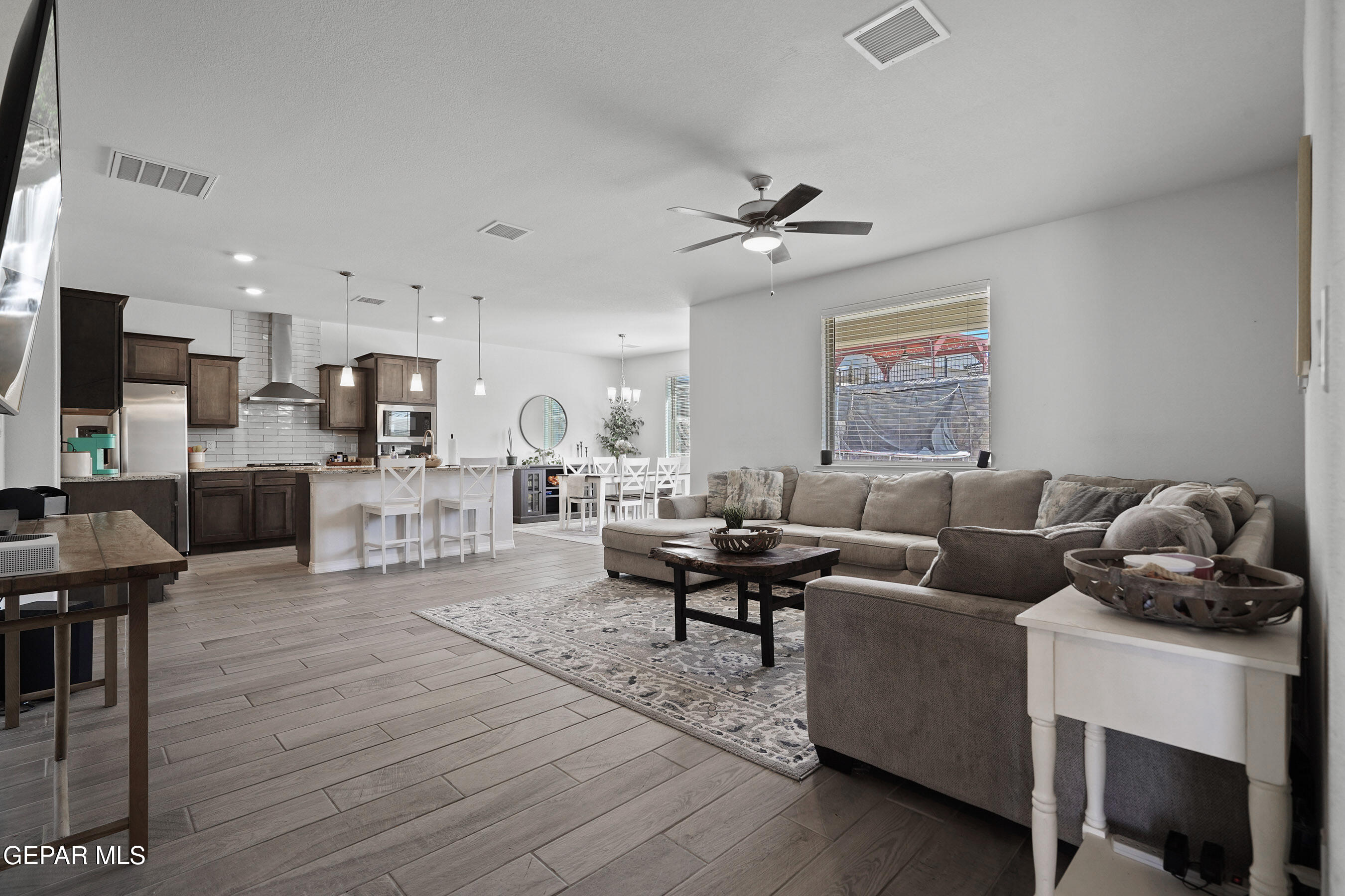 7332 FROSTLINE Place