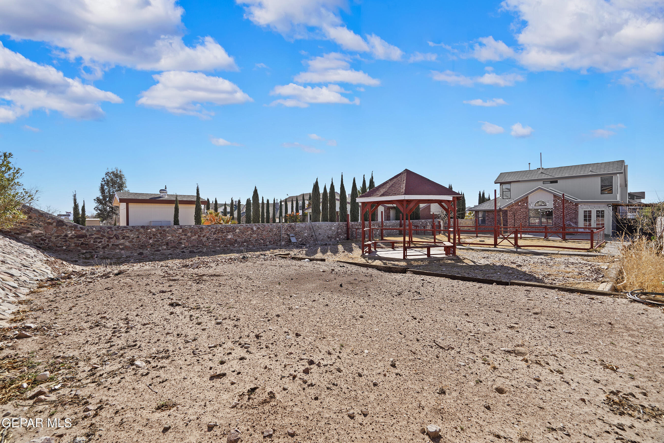 1112 DESIERTO SECO Drive