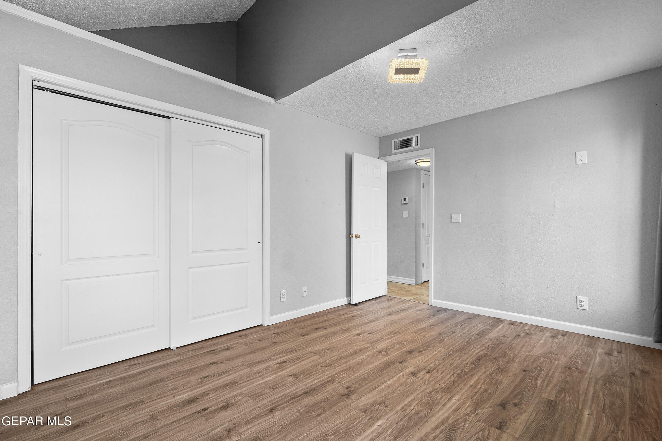 1112 DESIERTO SECO Drive