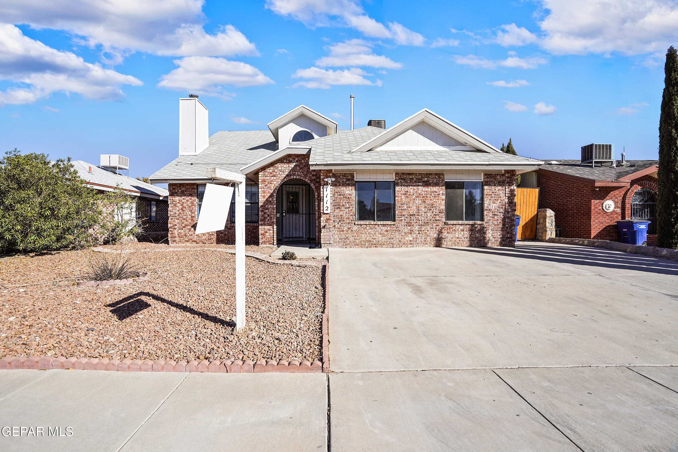 1112 DESIERTO SECO Drive