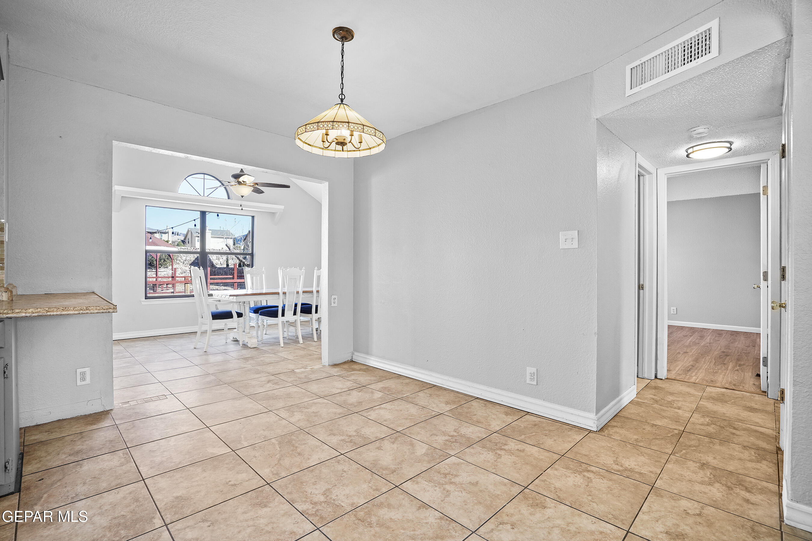 1112 DESIERTO SECO Drive