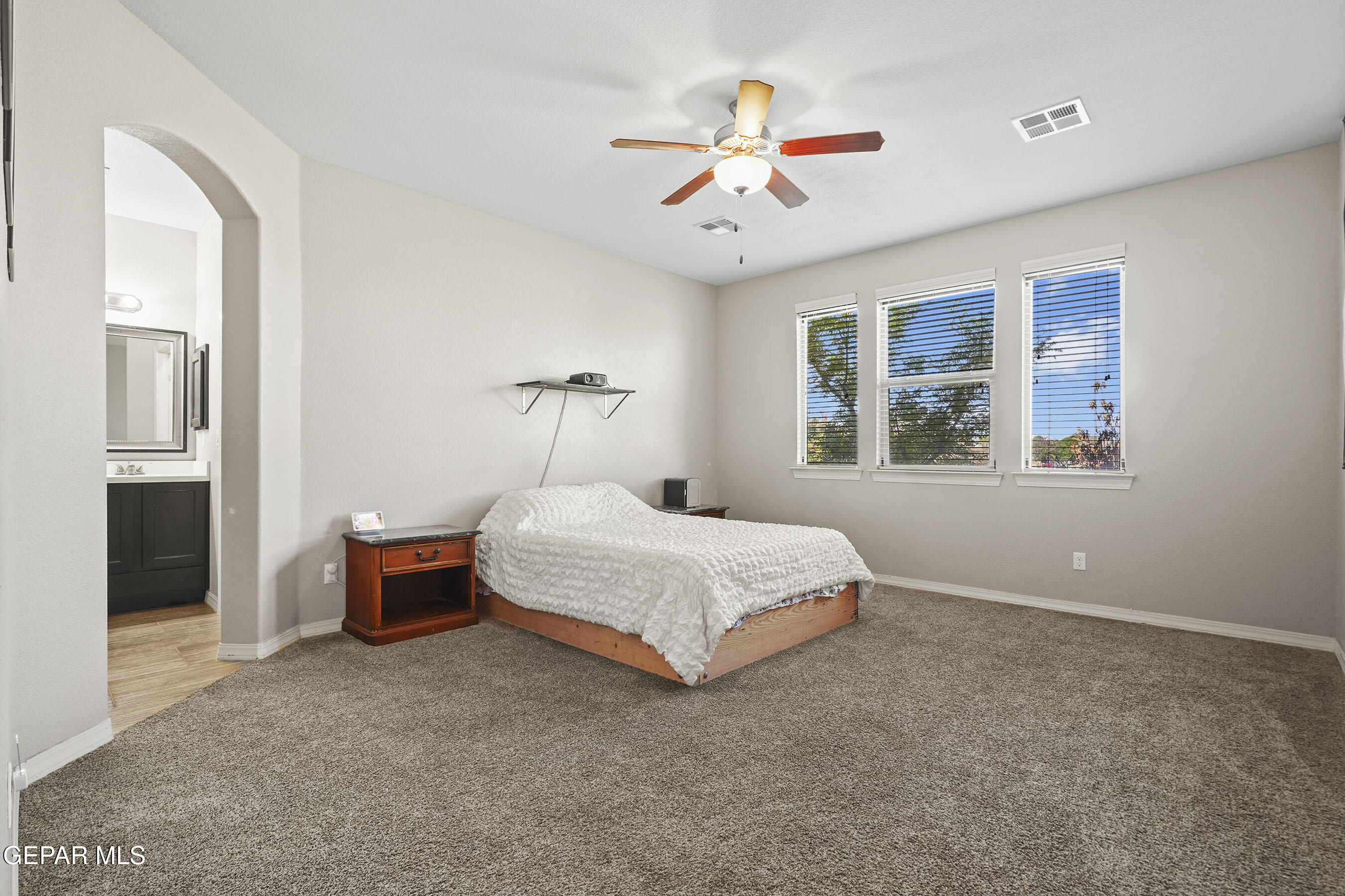 14443 ONNIE KIRK Avenue