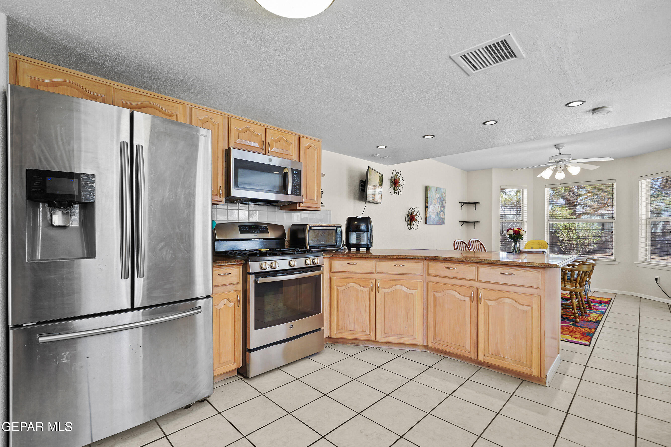 6842 PASATIEMPO Circle