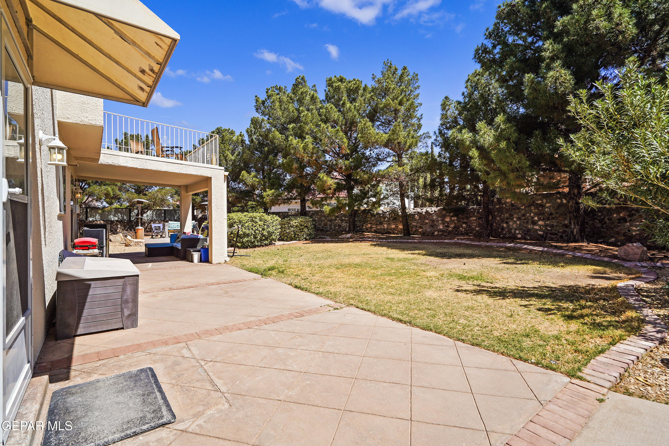 6842 PASATIEMPO Circle
