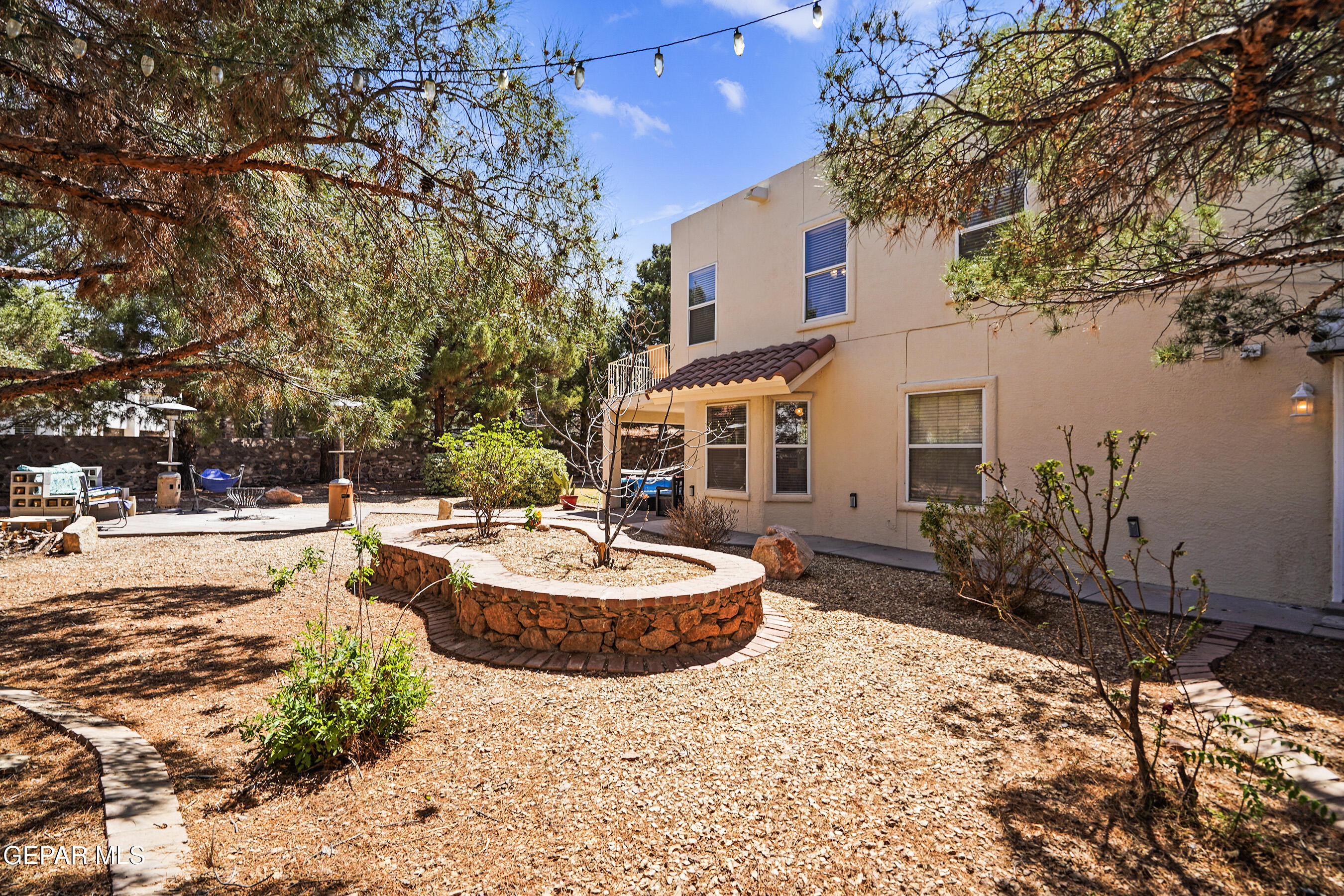 6842 PASATIEMPO Circle
