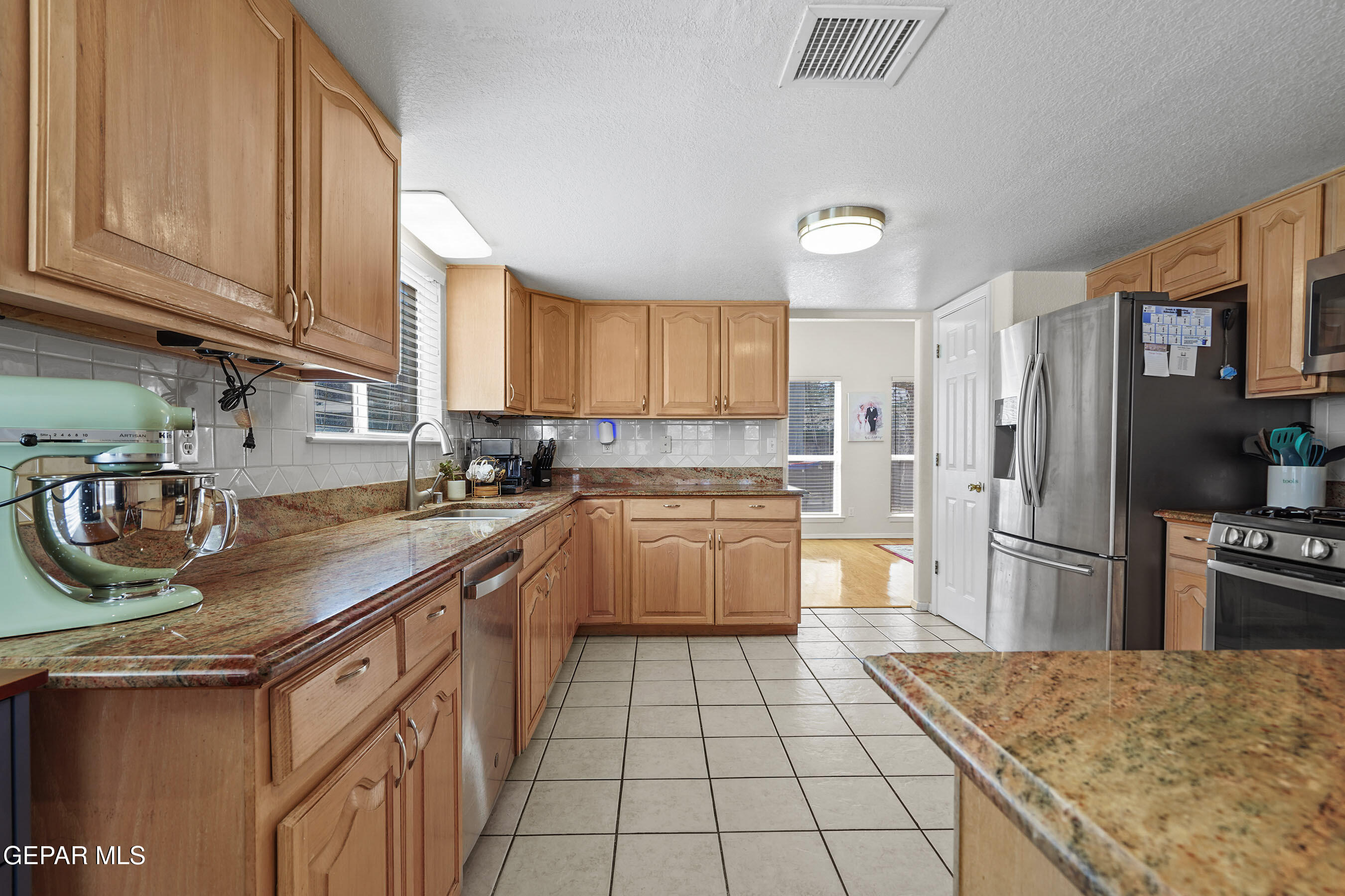 6842 PASATIEMPO Circle