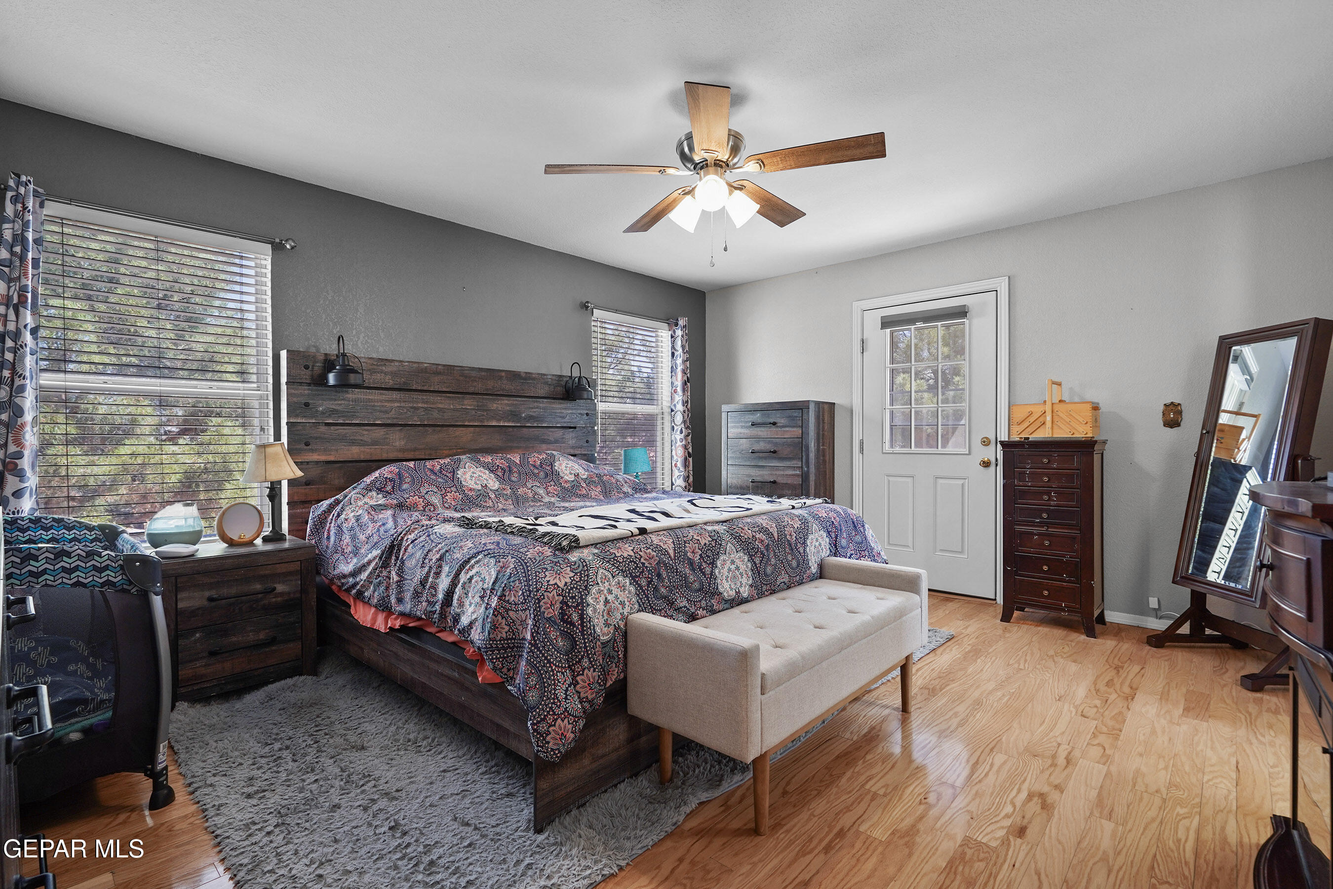 6842 PASATIEMPO Circle
