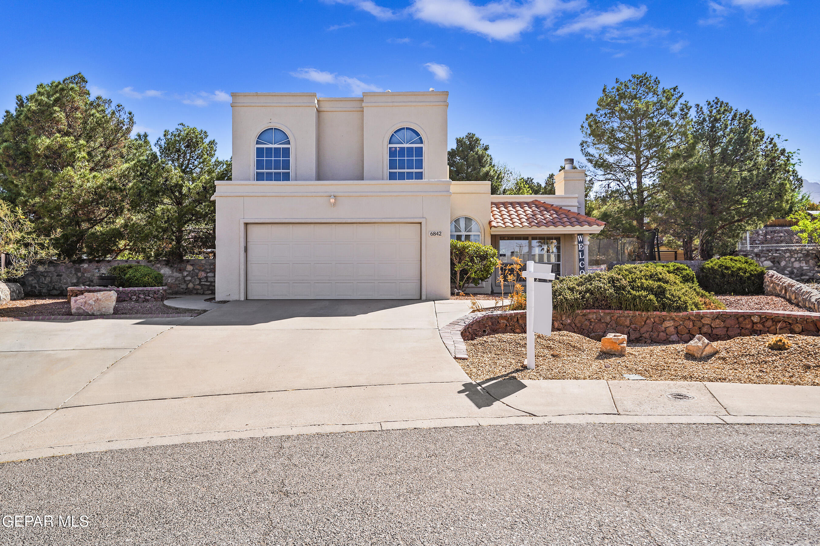 6842 PASATIEMPO Circle
