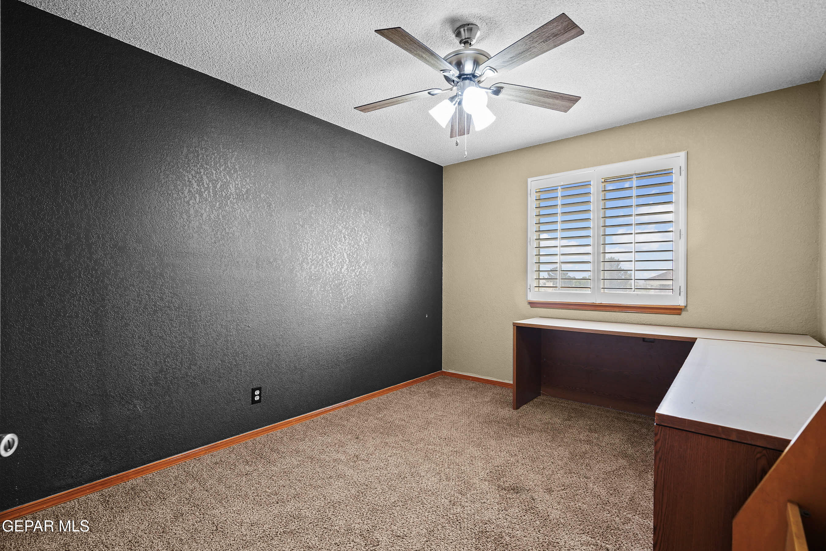 1332 CLAY BASKET Circle