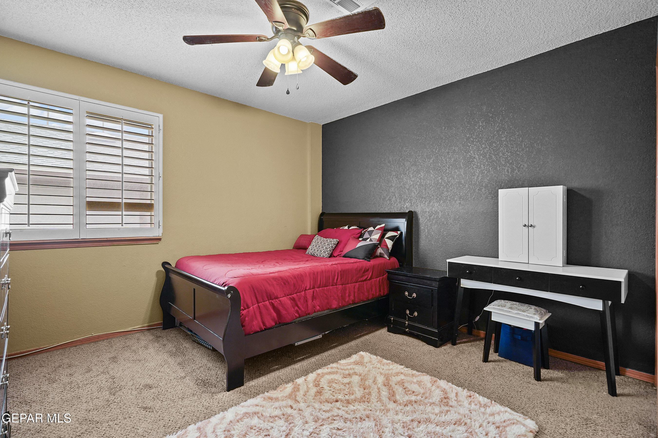 1332 CLAY BASKET Circle