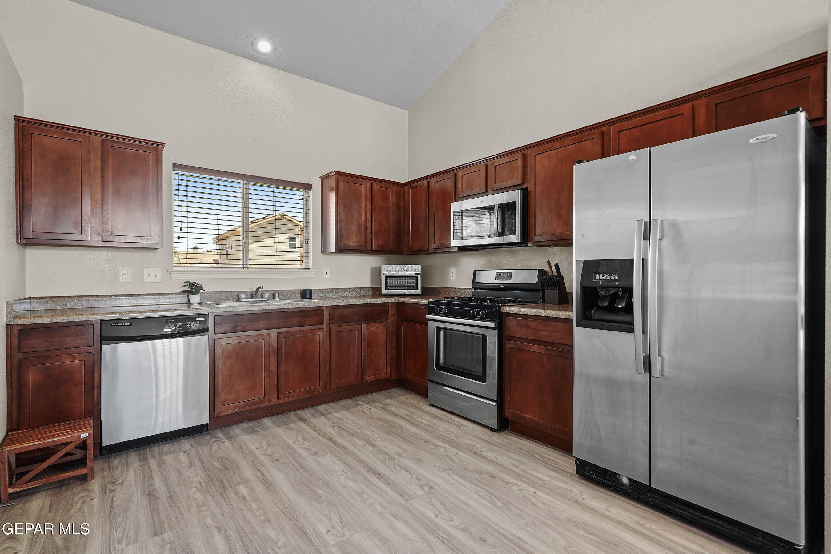 14185 SMOKEY POINT Drive