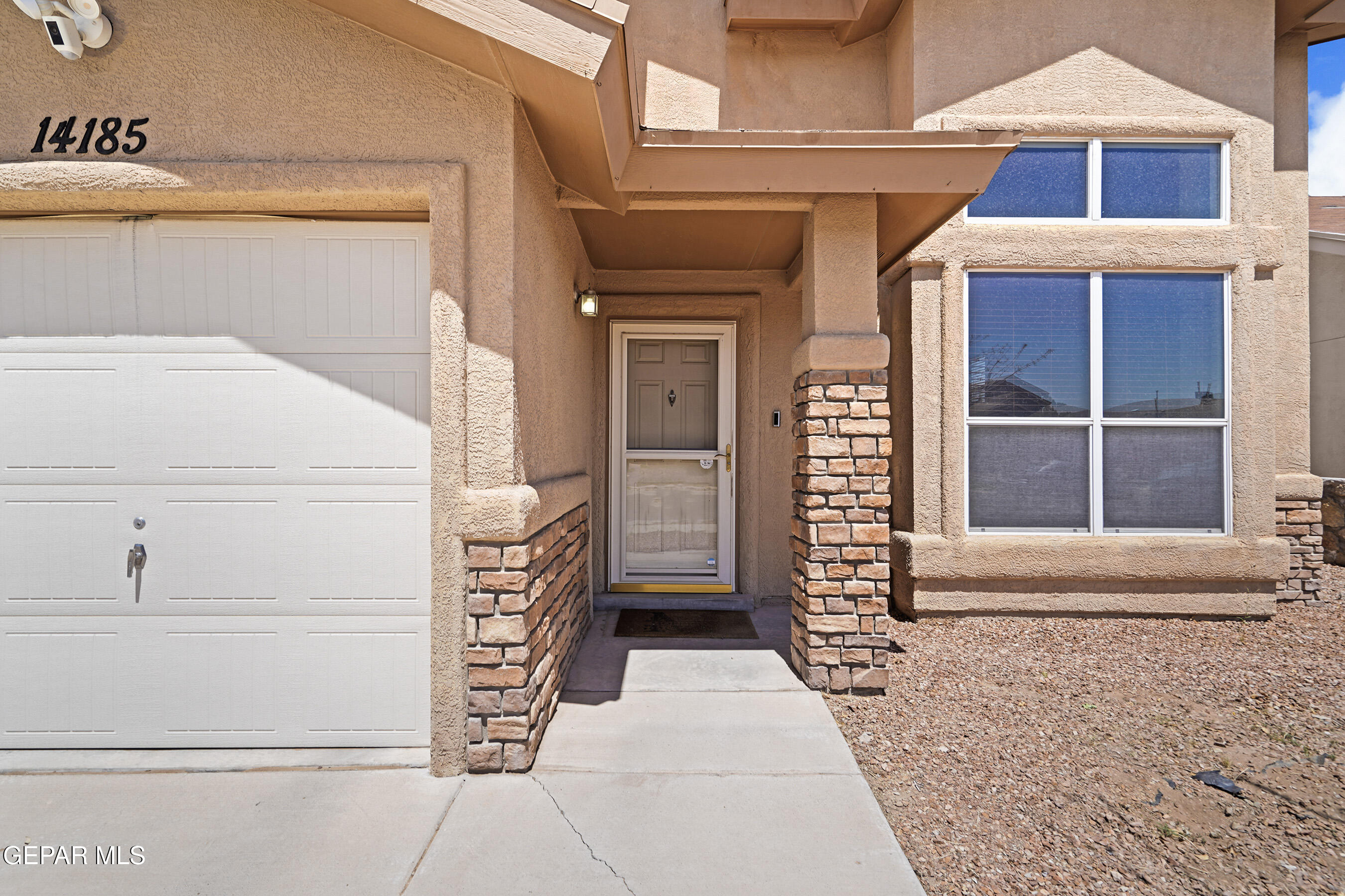 14185 SMOKEY POINT Drive
