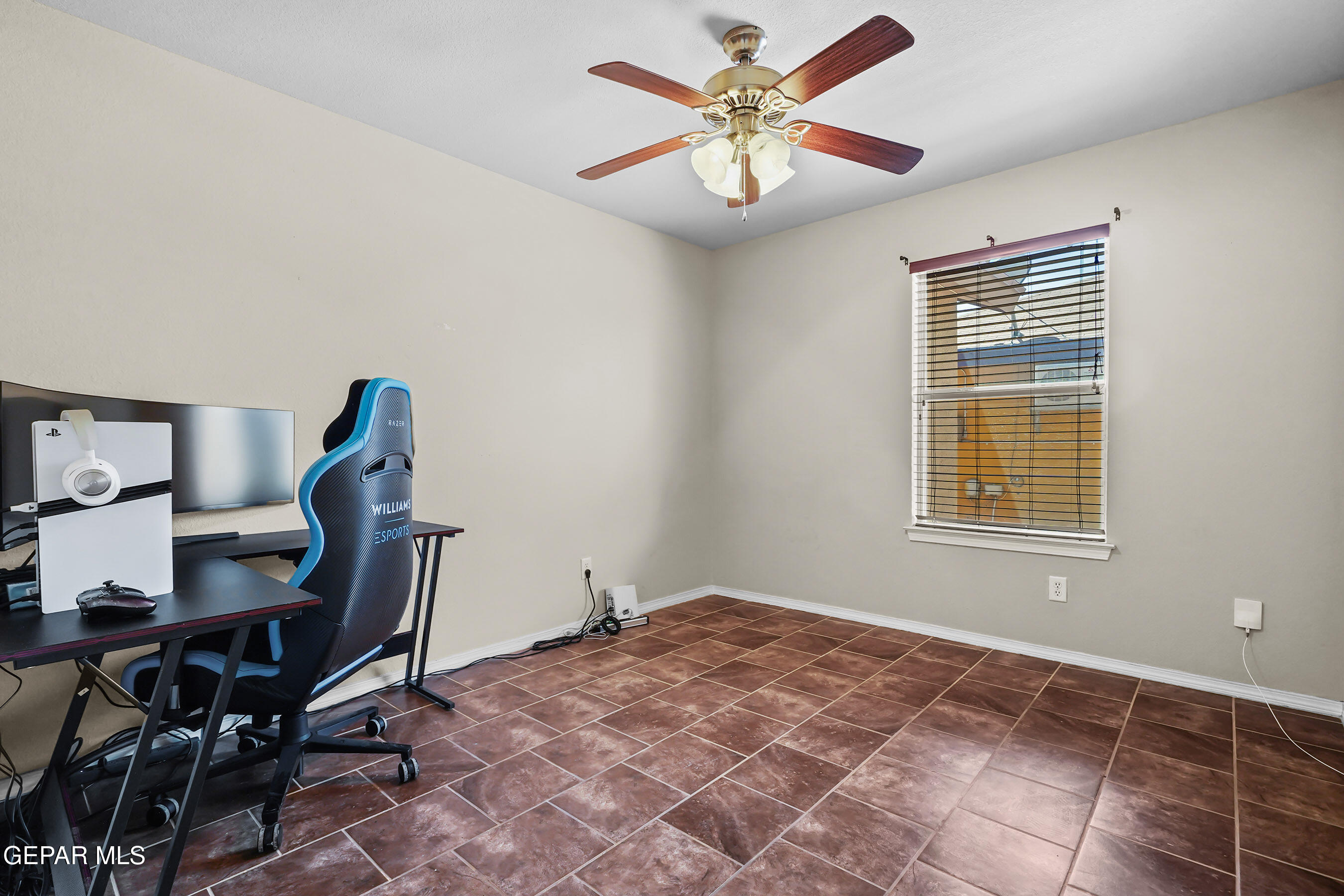 14185 SMOKEY POINT Drive