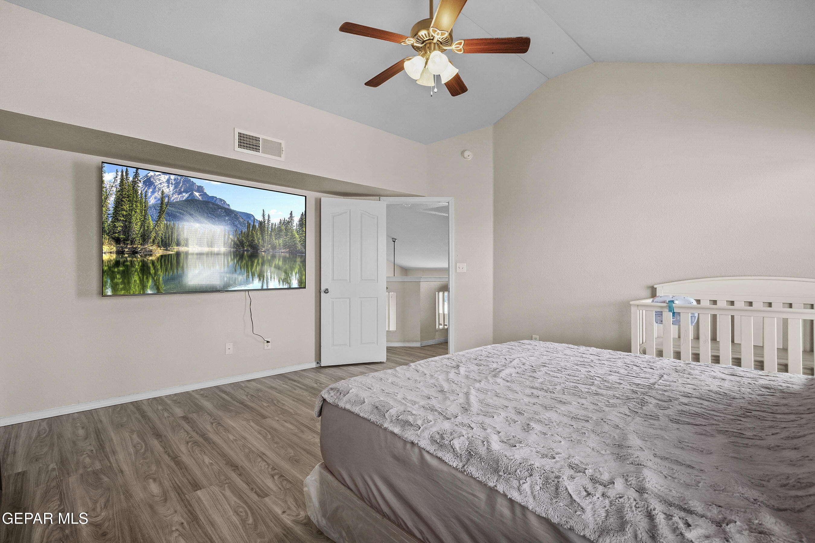 14185 SMOKEY POINT Drive