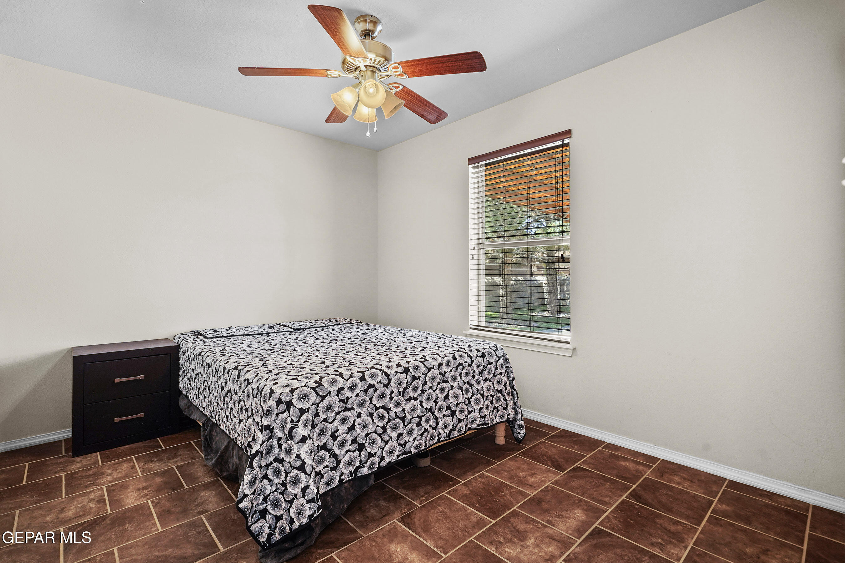 14185 SMOKEY POINT Drive