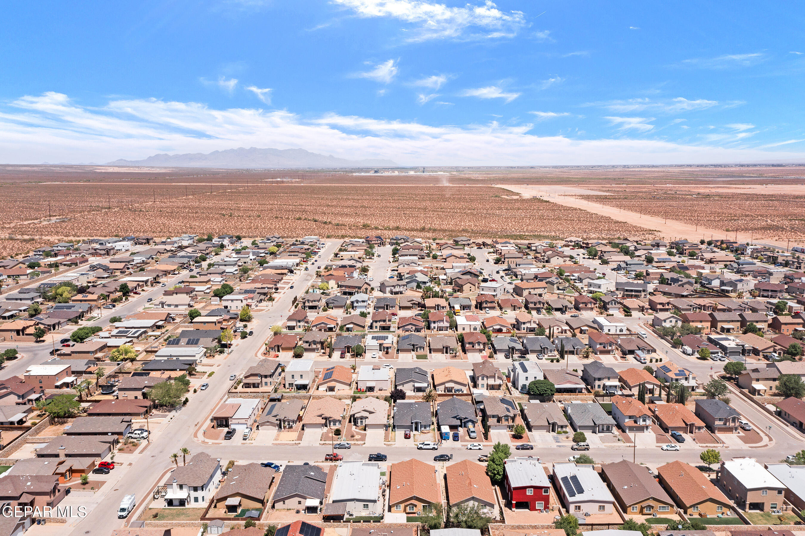 4916 GOLD RANCH Avenue