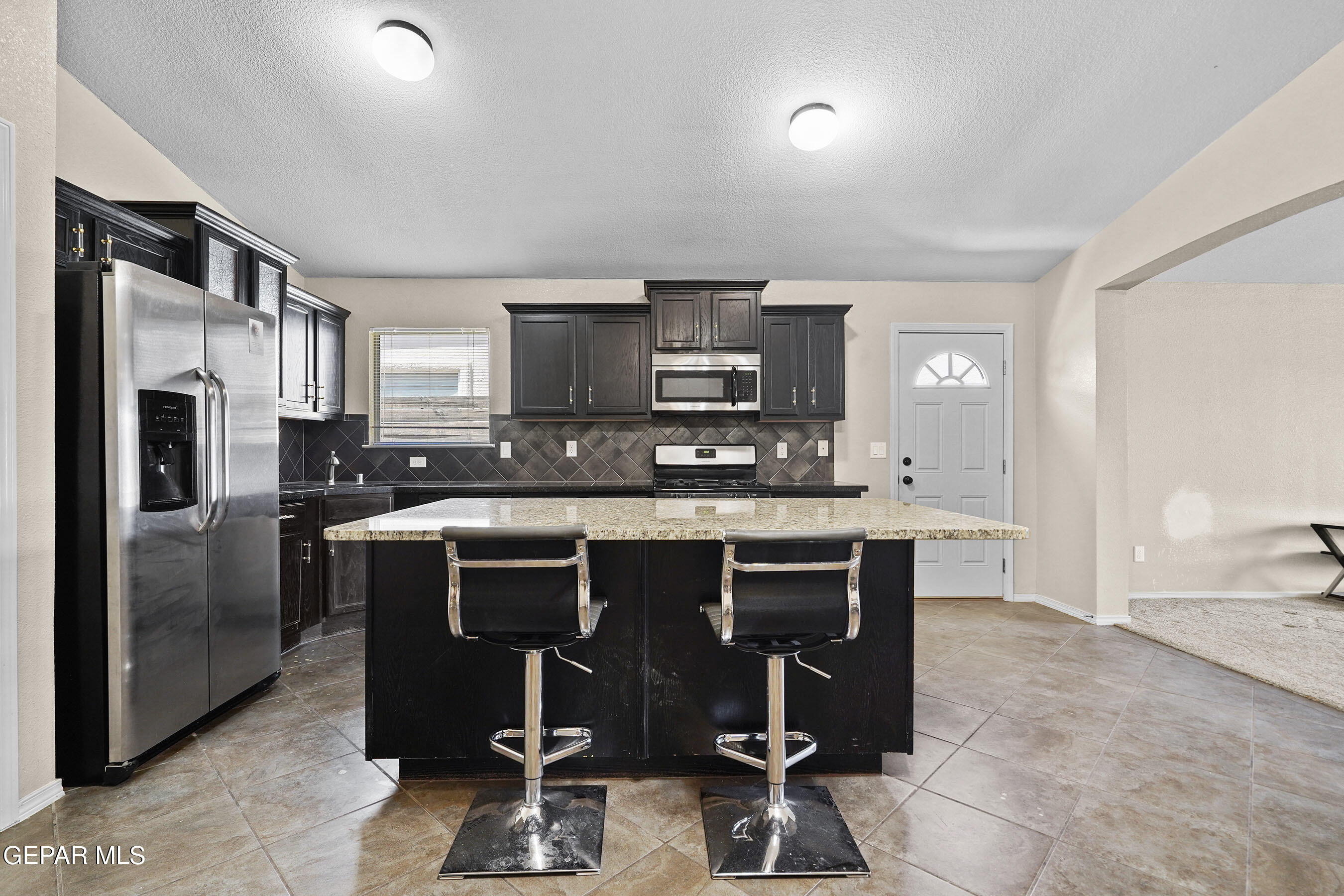 4916 GOLD RANCH Avenue