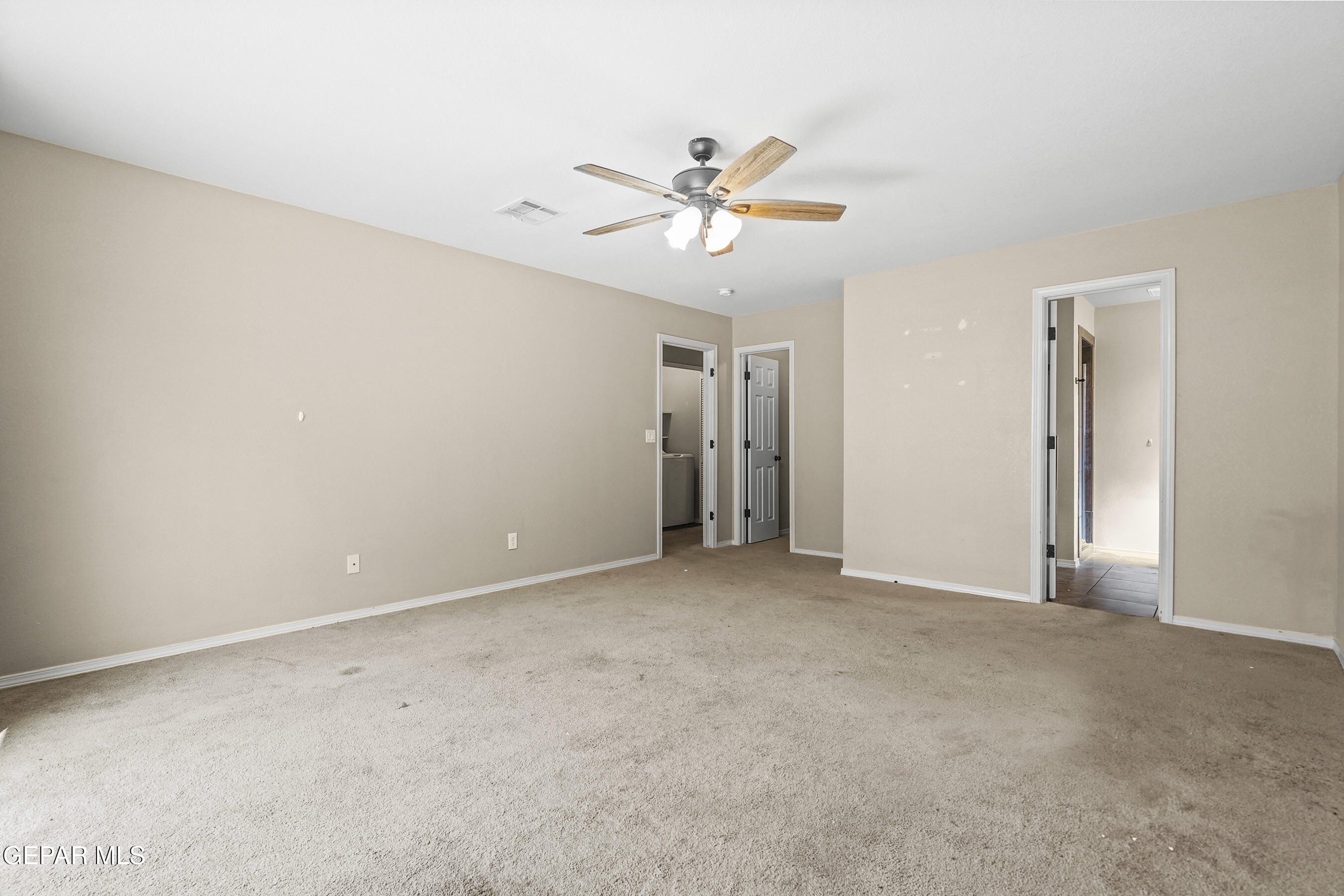 4916 GOLD RANCH Avenue