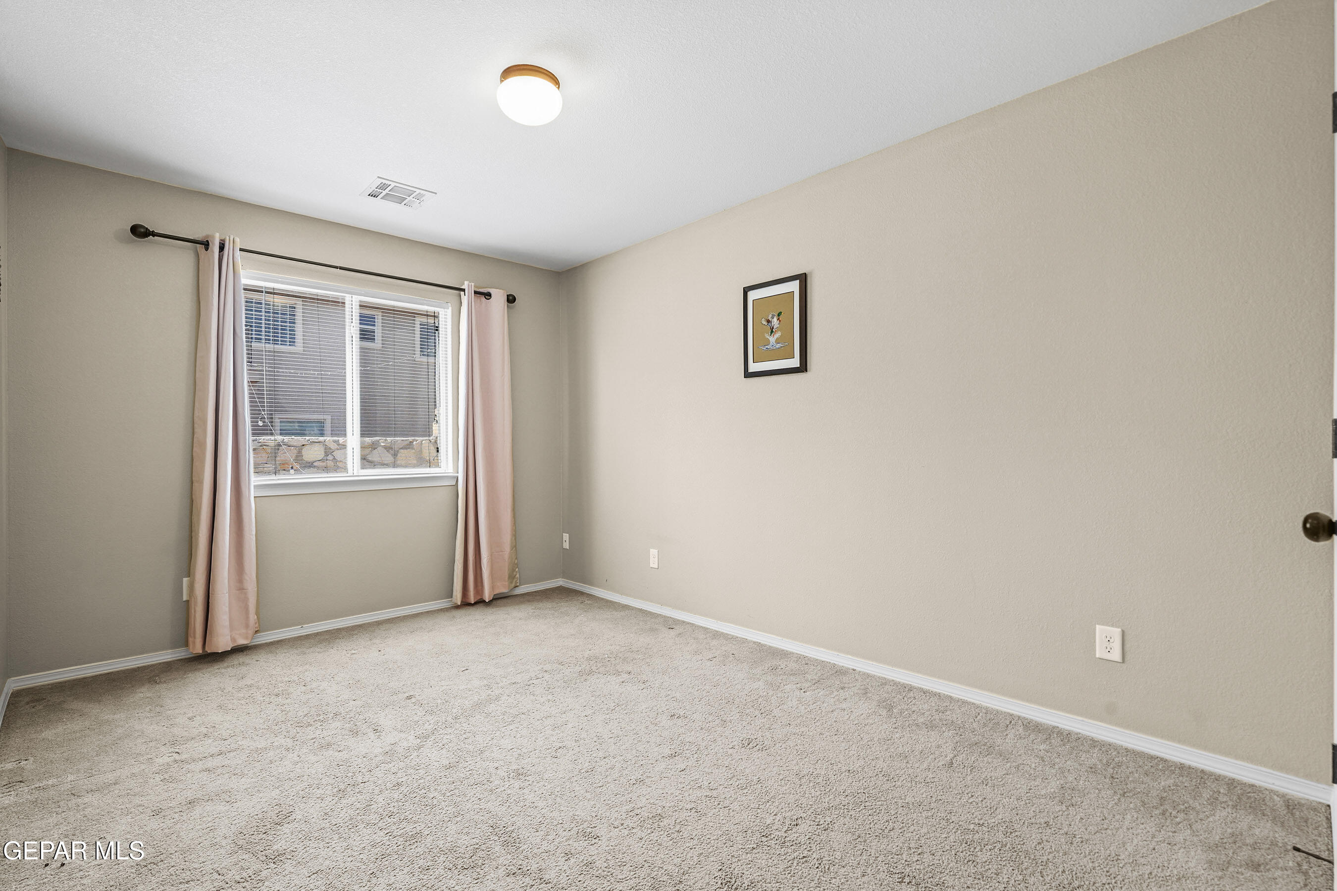 4916 GOLD RANCH Avenue