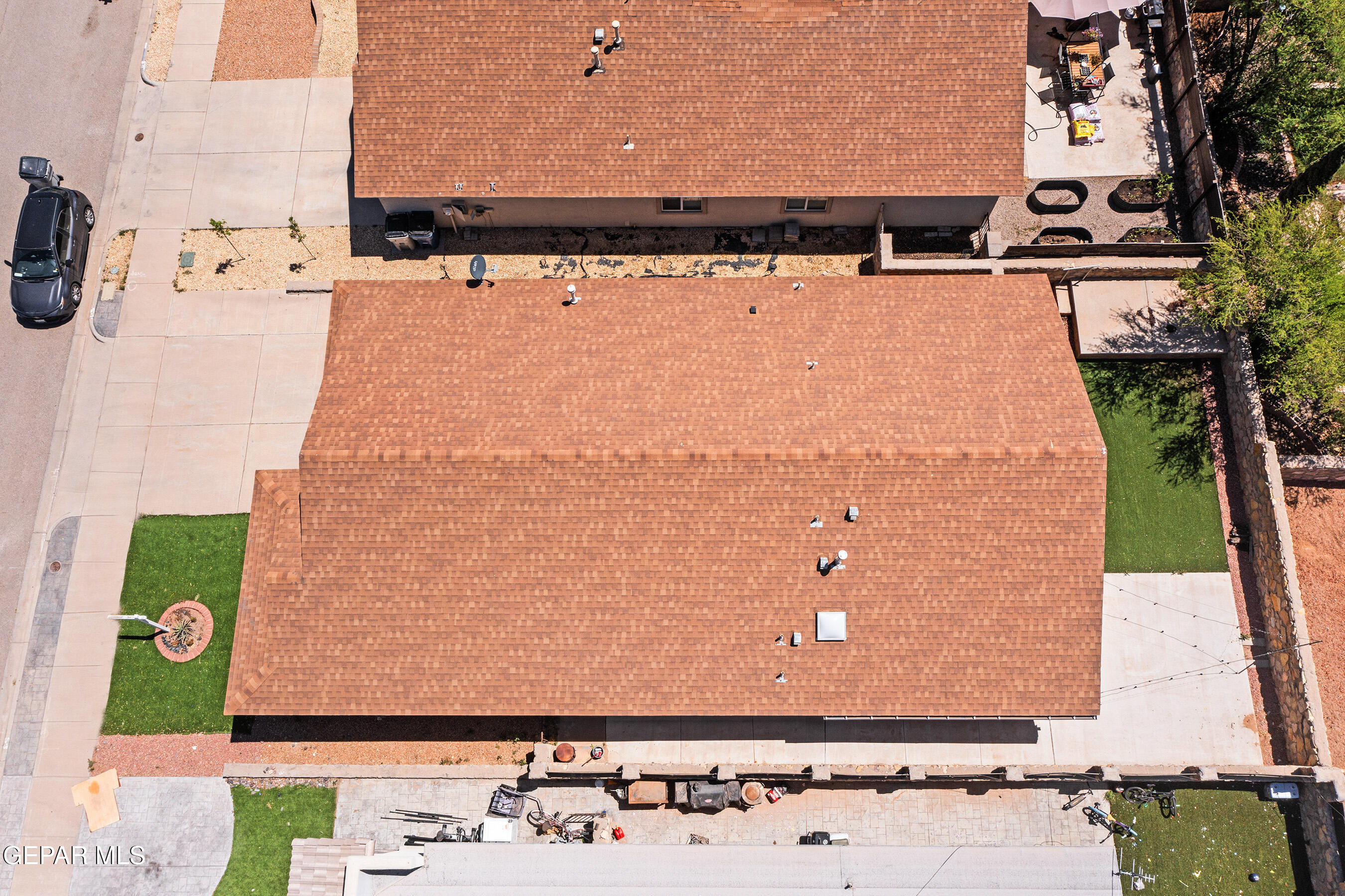 4916 GOLD RANCH Avenue