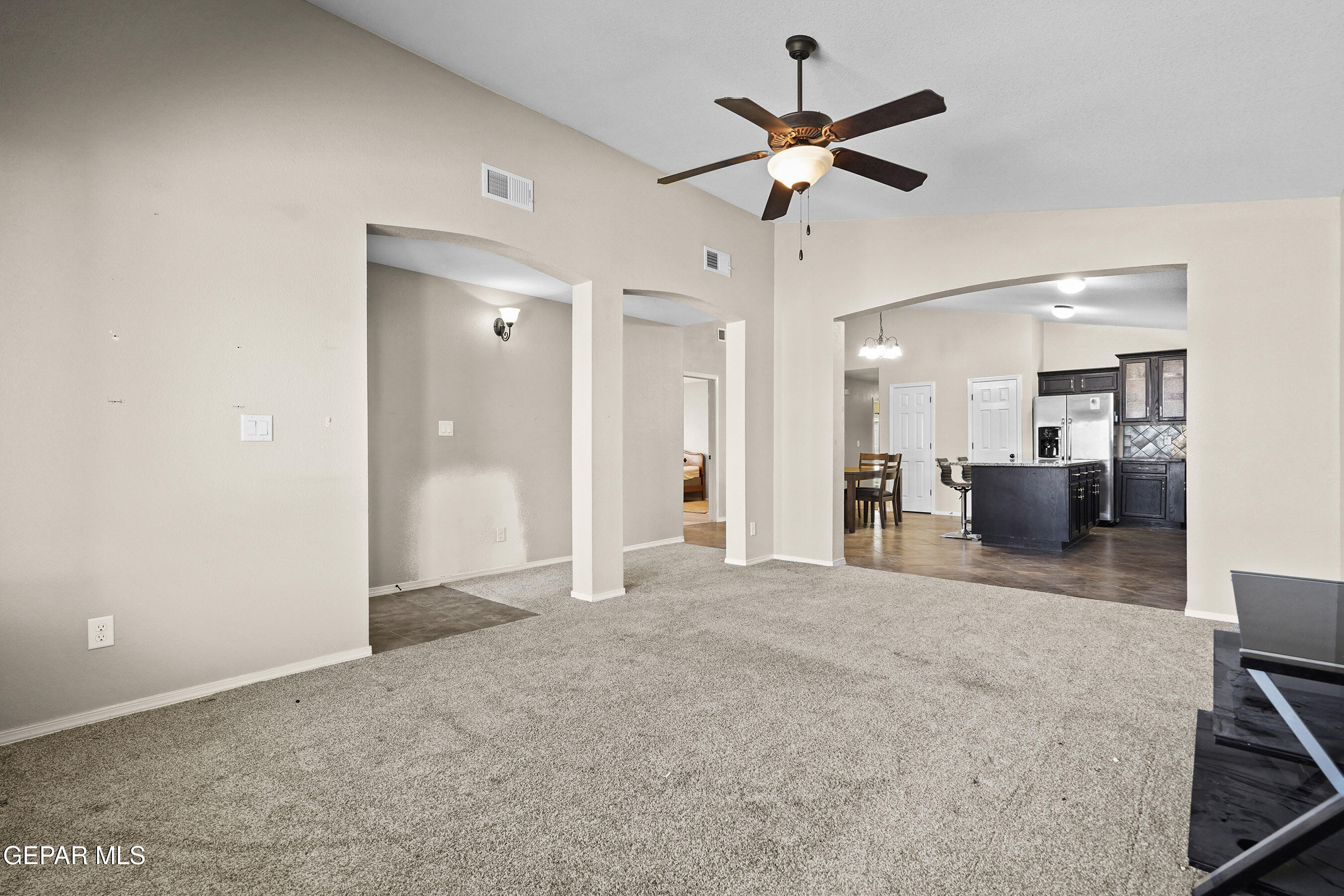 4916 GOLD RANCH Avenue