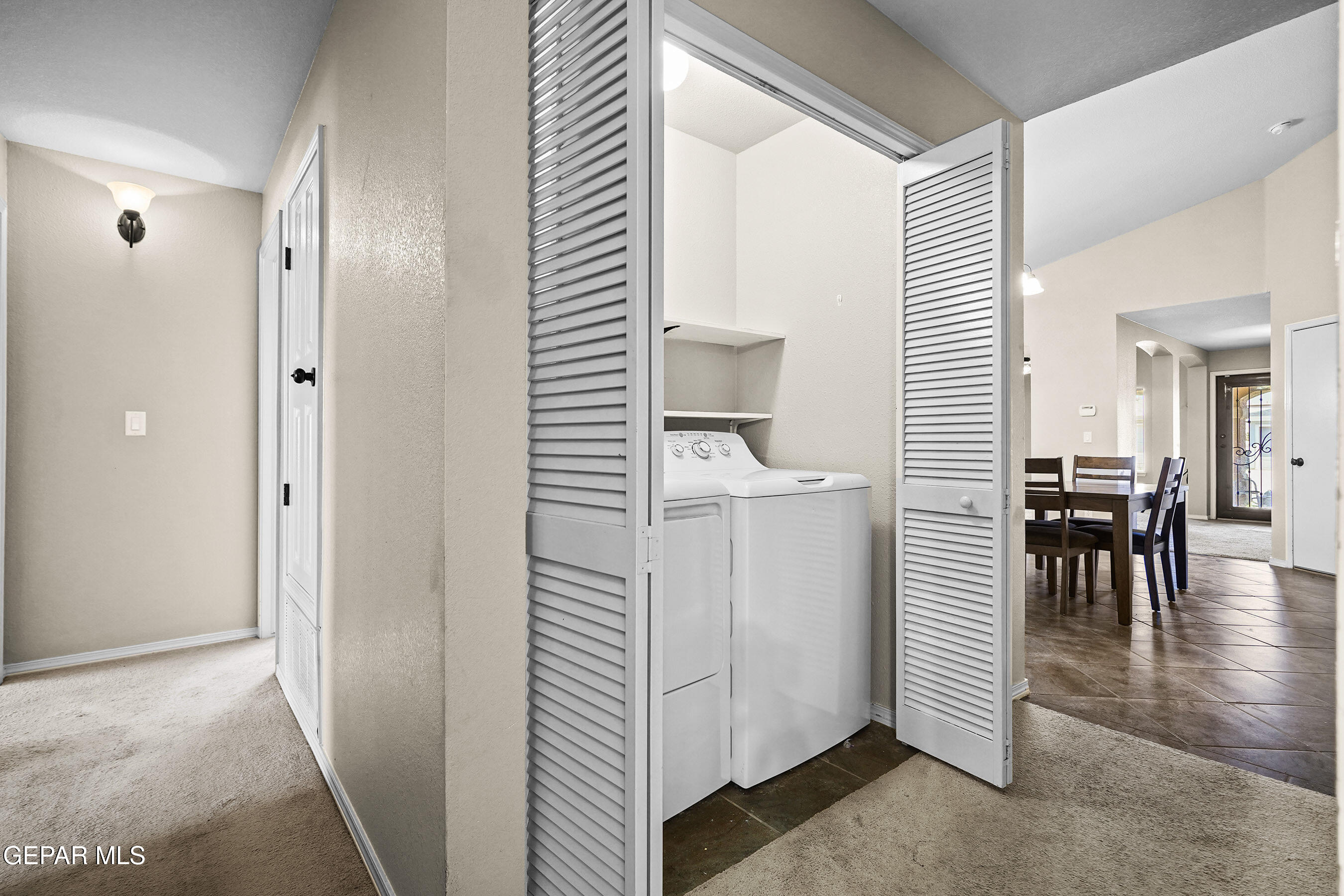 4916 GOLD RANCH Avenue