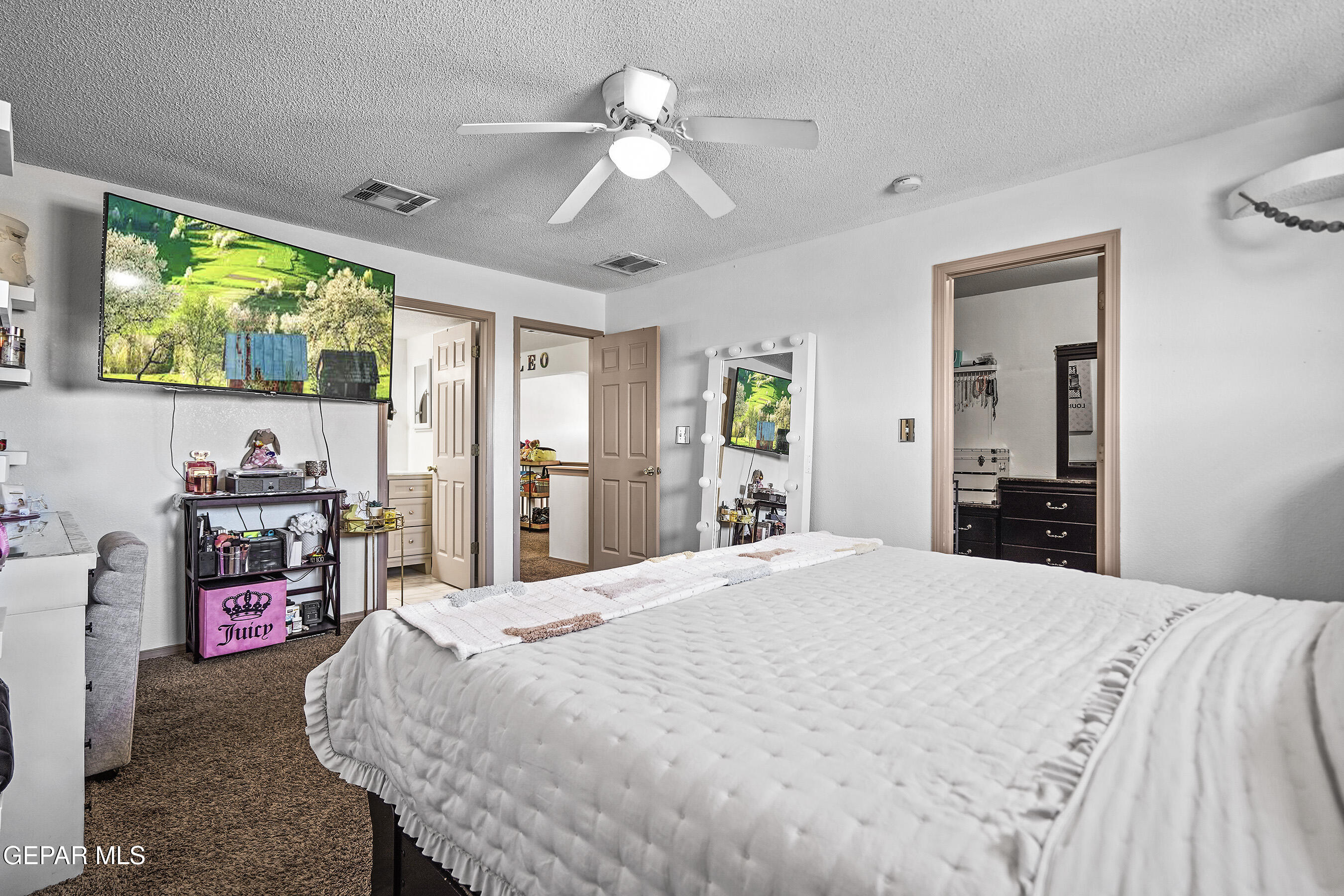 11400 PIFAS NEVAREZ Place